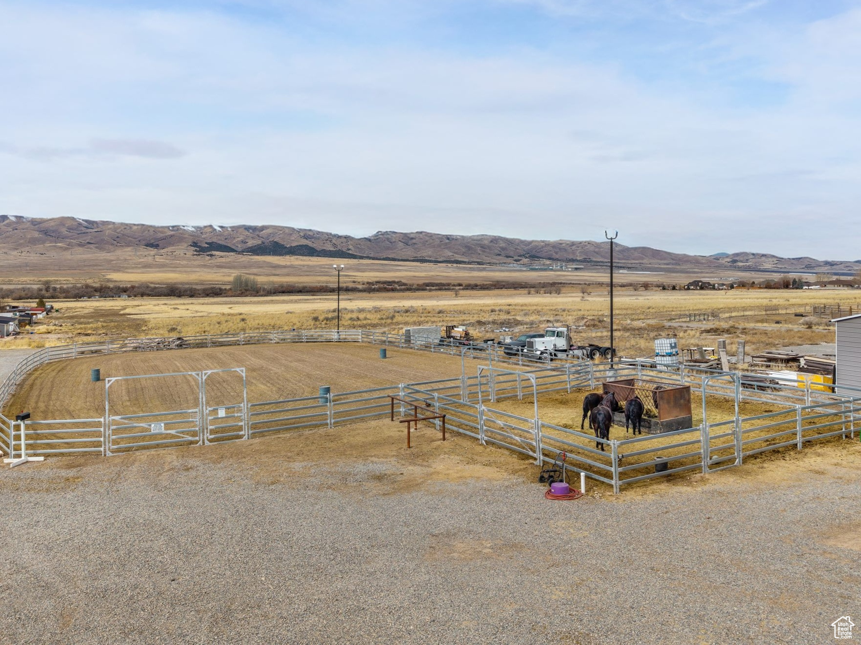 1310 S OLD HIGHWAY 91
