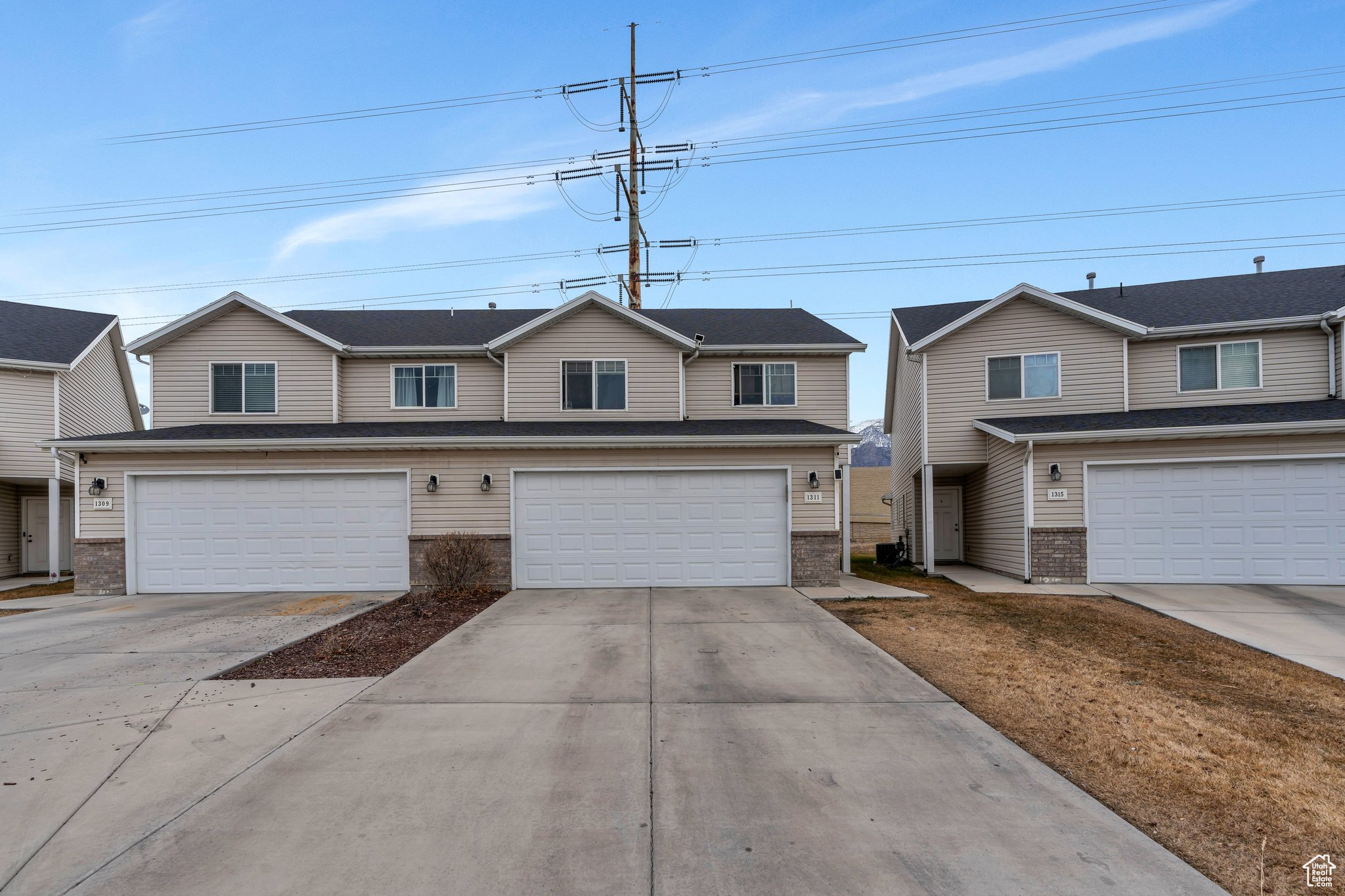 1311 WESTBRIDGE CIR
