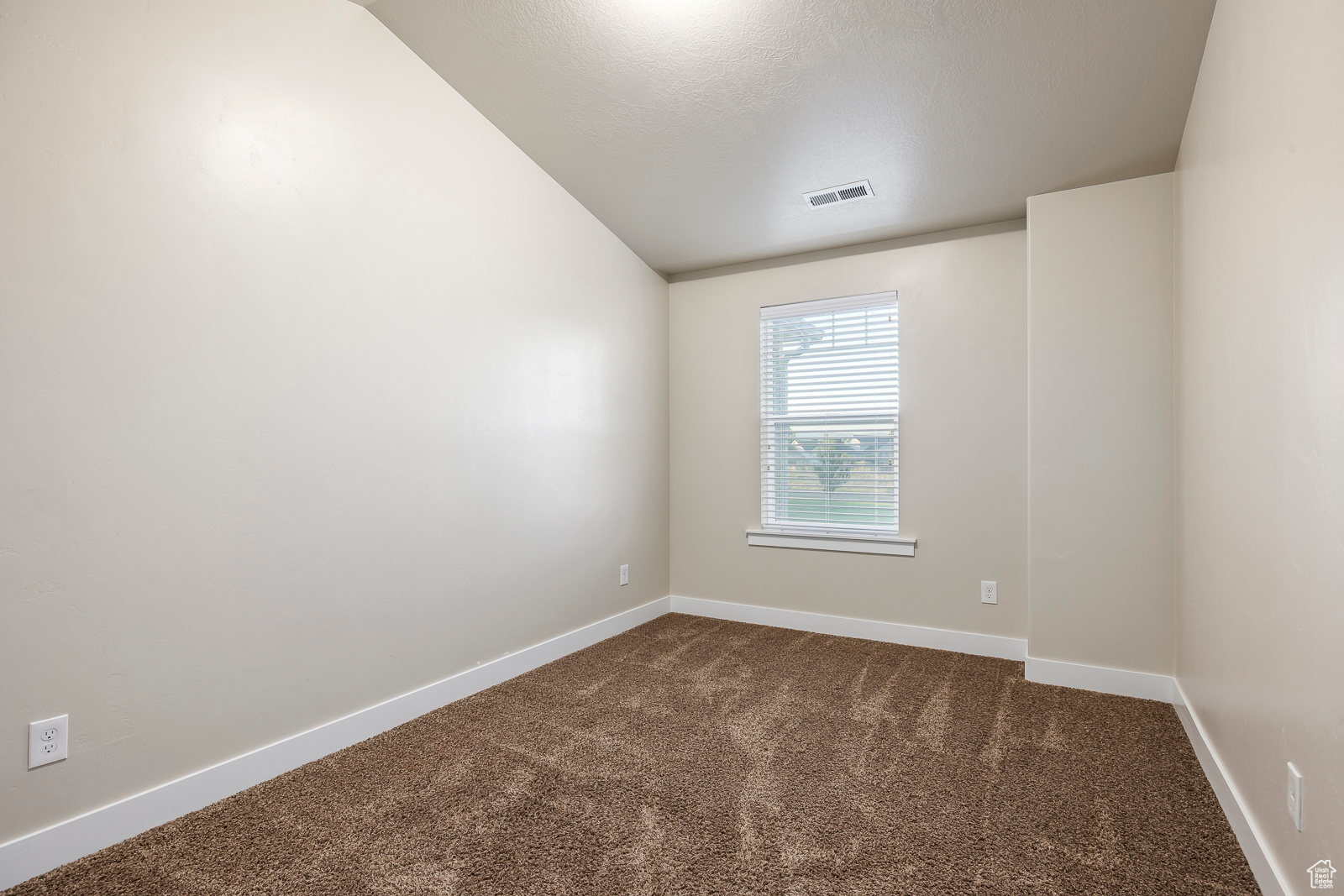 1772 E SKYLINE DR #L6