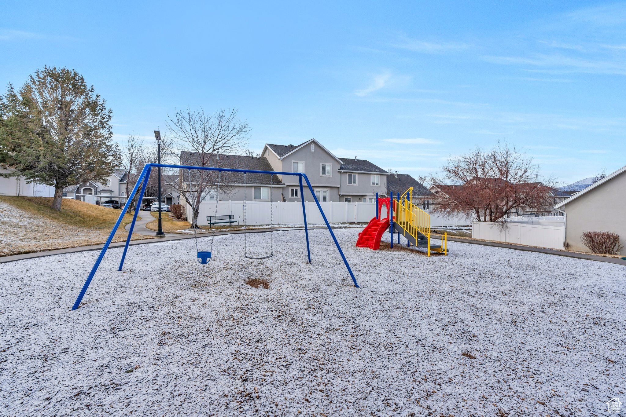3898 N DAVENCOURT LOOP