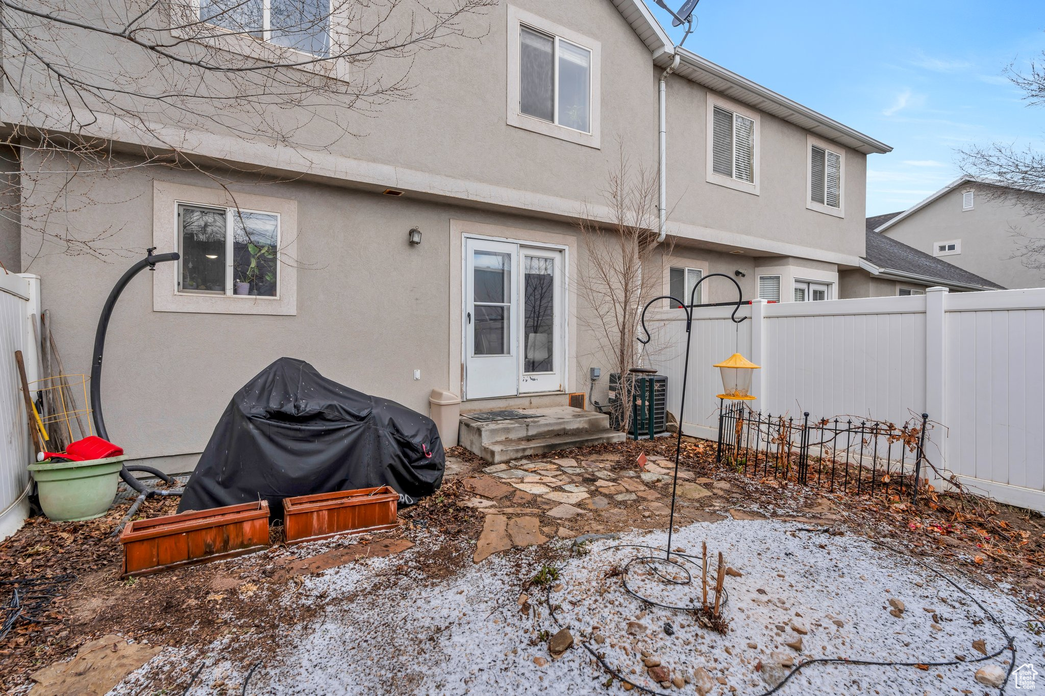 3898 N DAVENCOURT LOOP