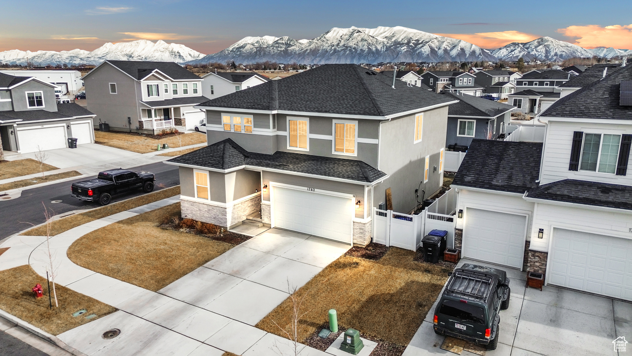 1762 N KILLDEER DR