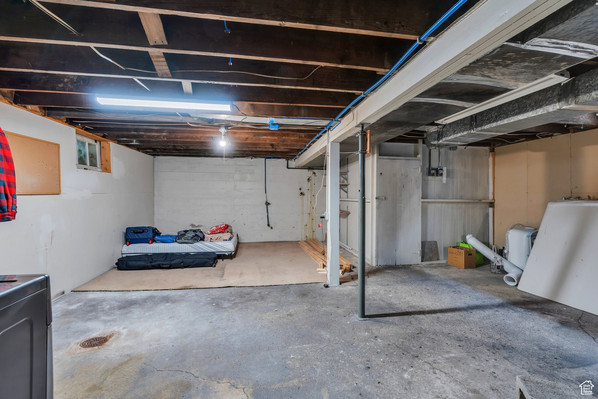 159 E COATSVILLE AVE
