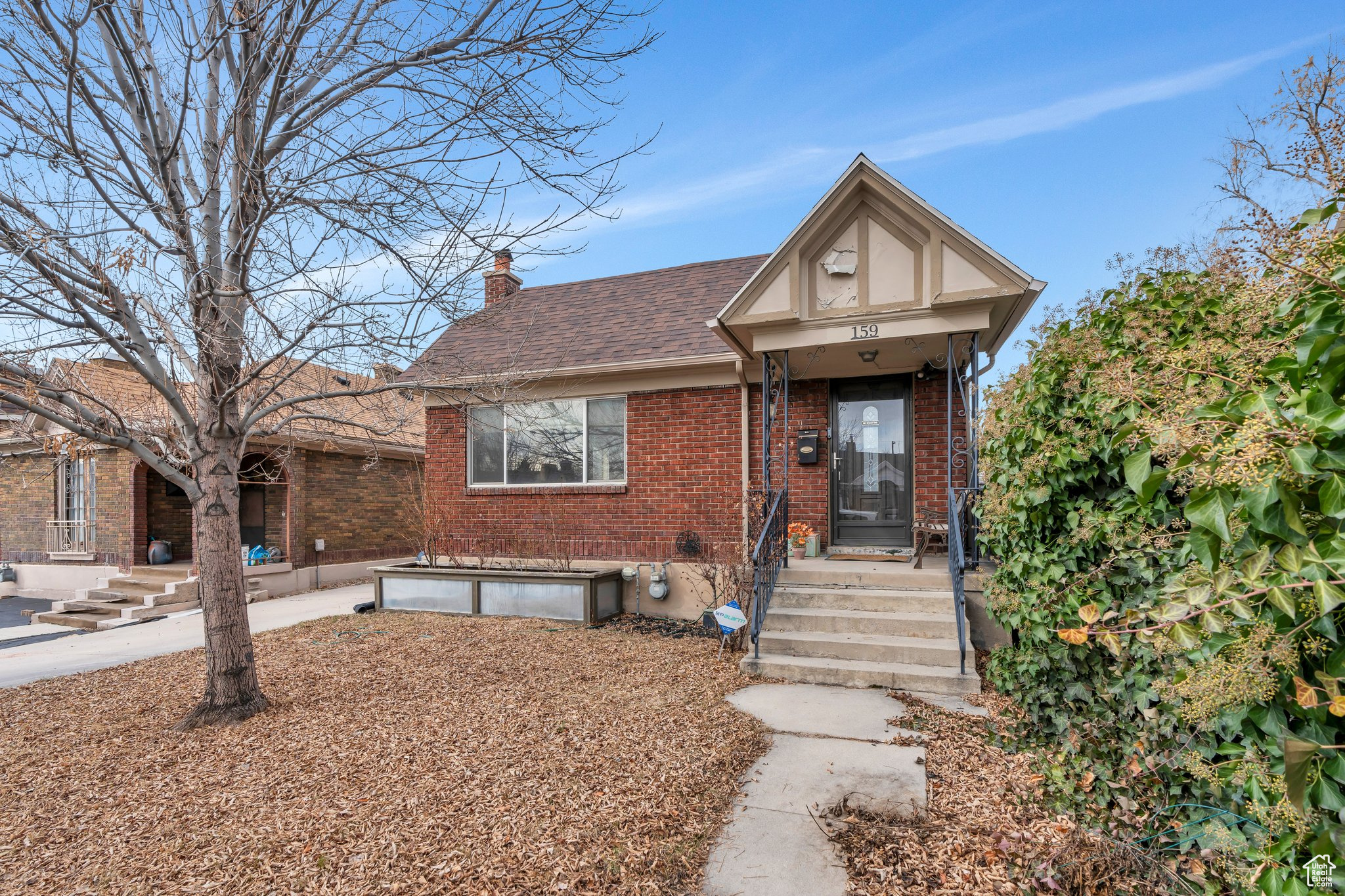 159 E COATSVILLE AVE