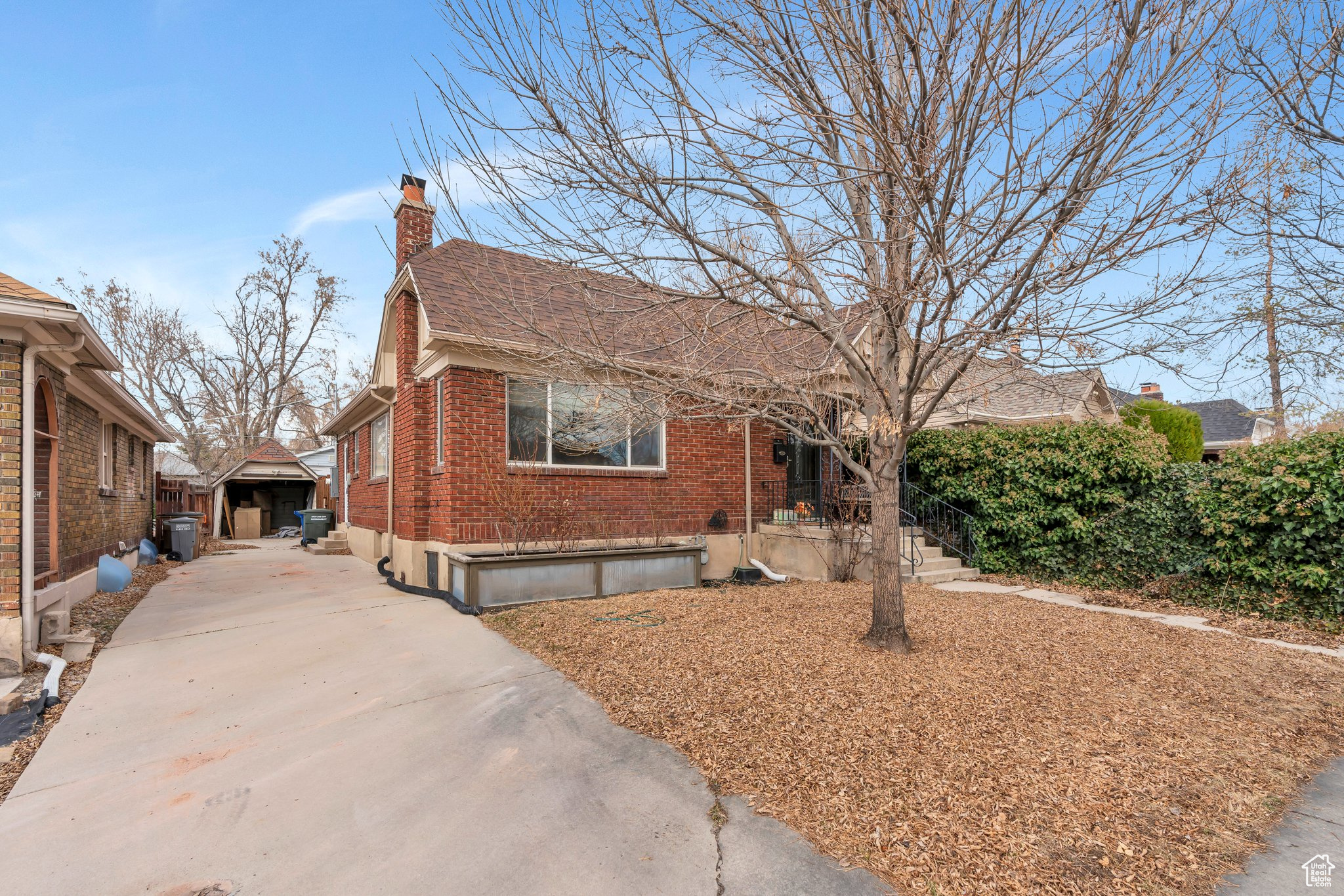 159 E COATSVILLE AVE
