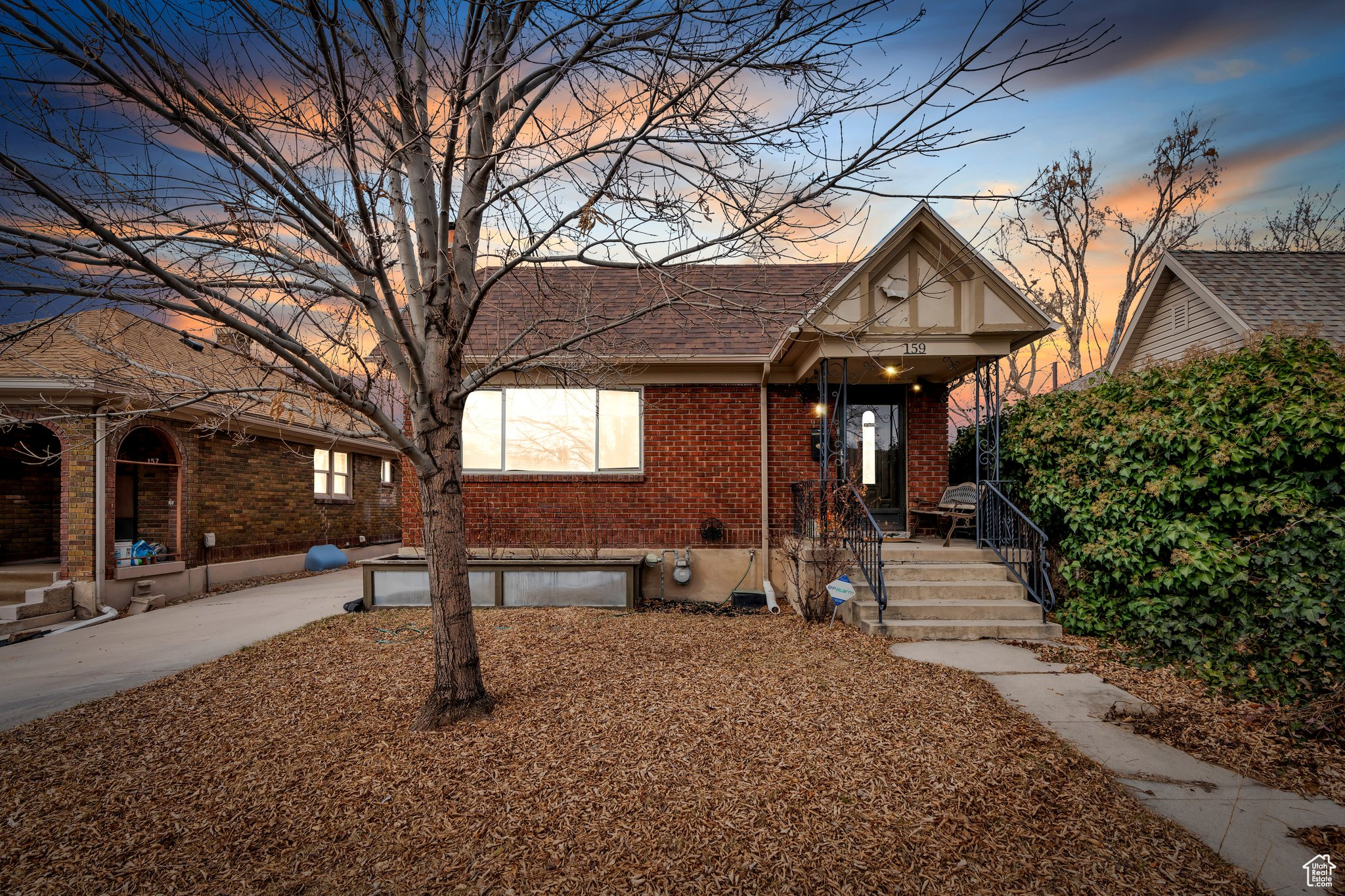 159 E COATSVILLE AVE