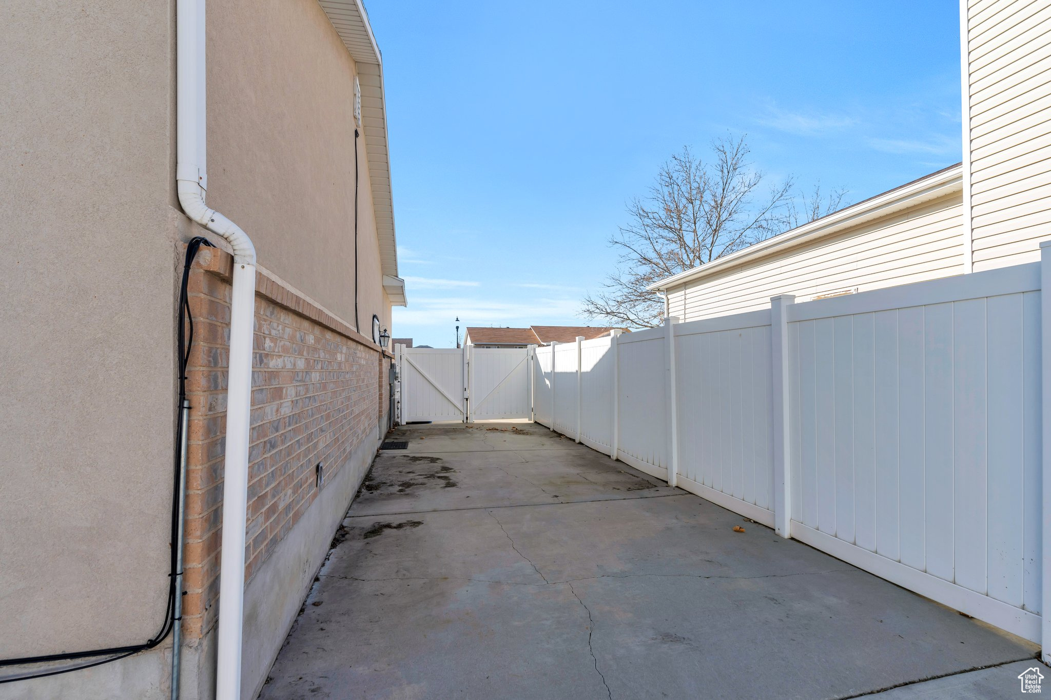 4706 W LONE VIEW CT