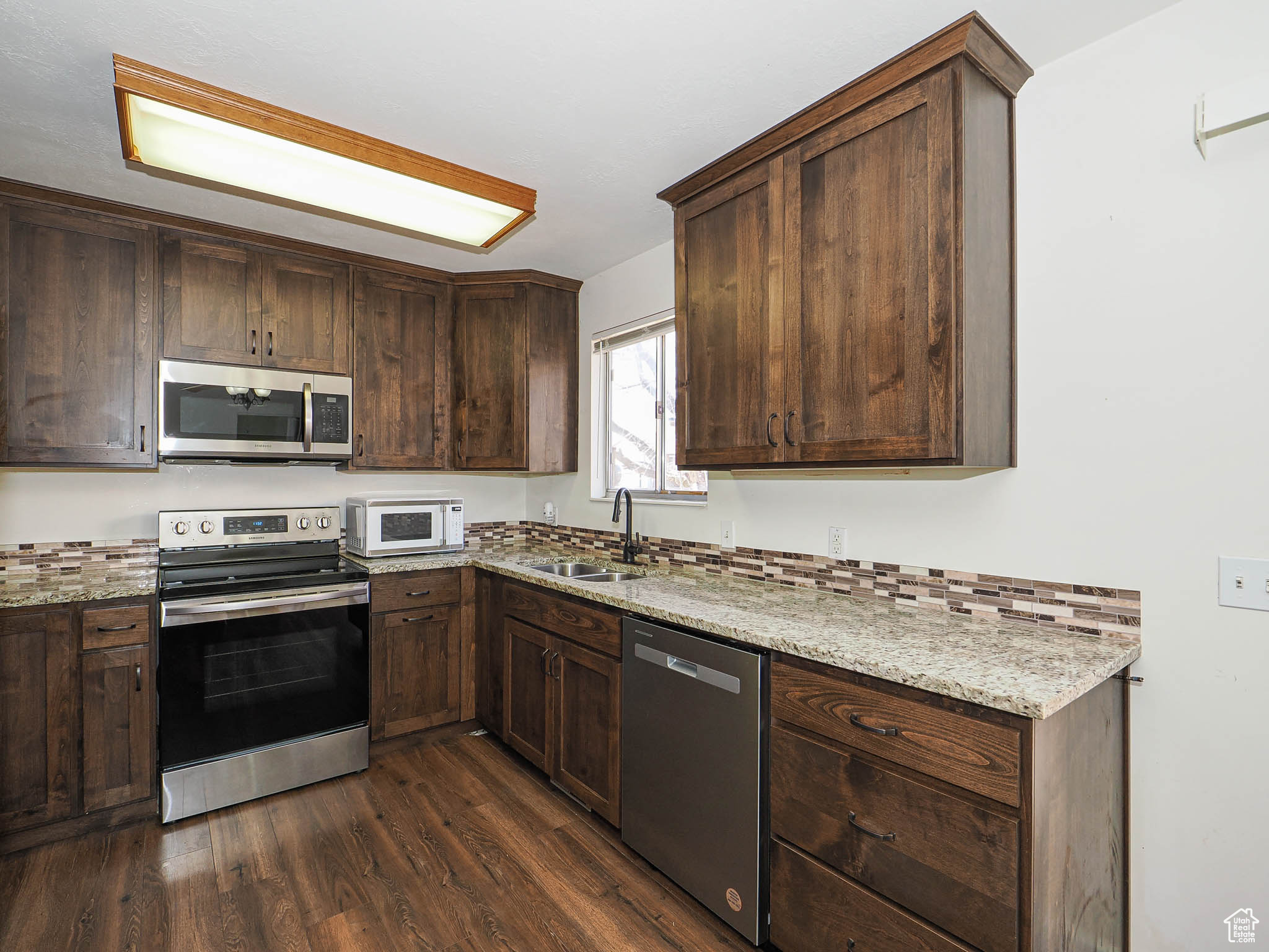 3086 DUKEWATER CIR