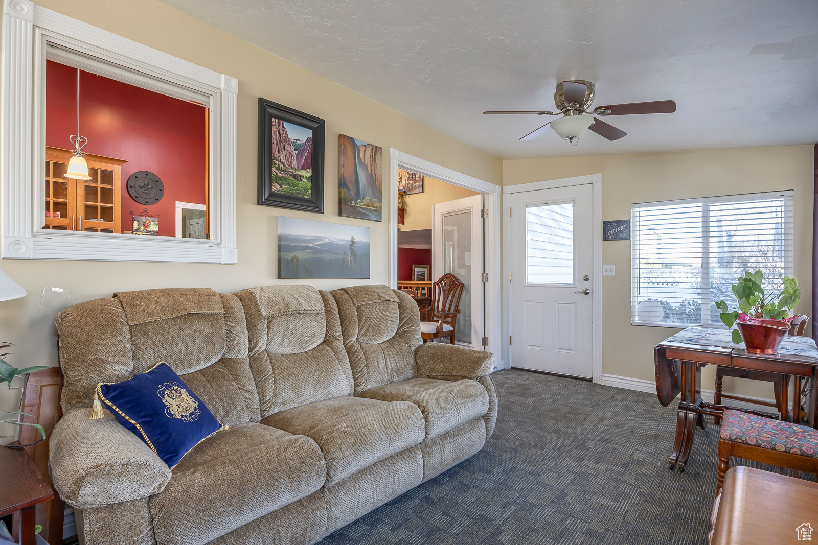 748 W WALDEN DR