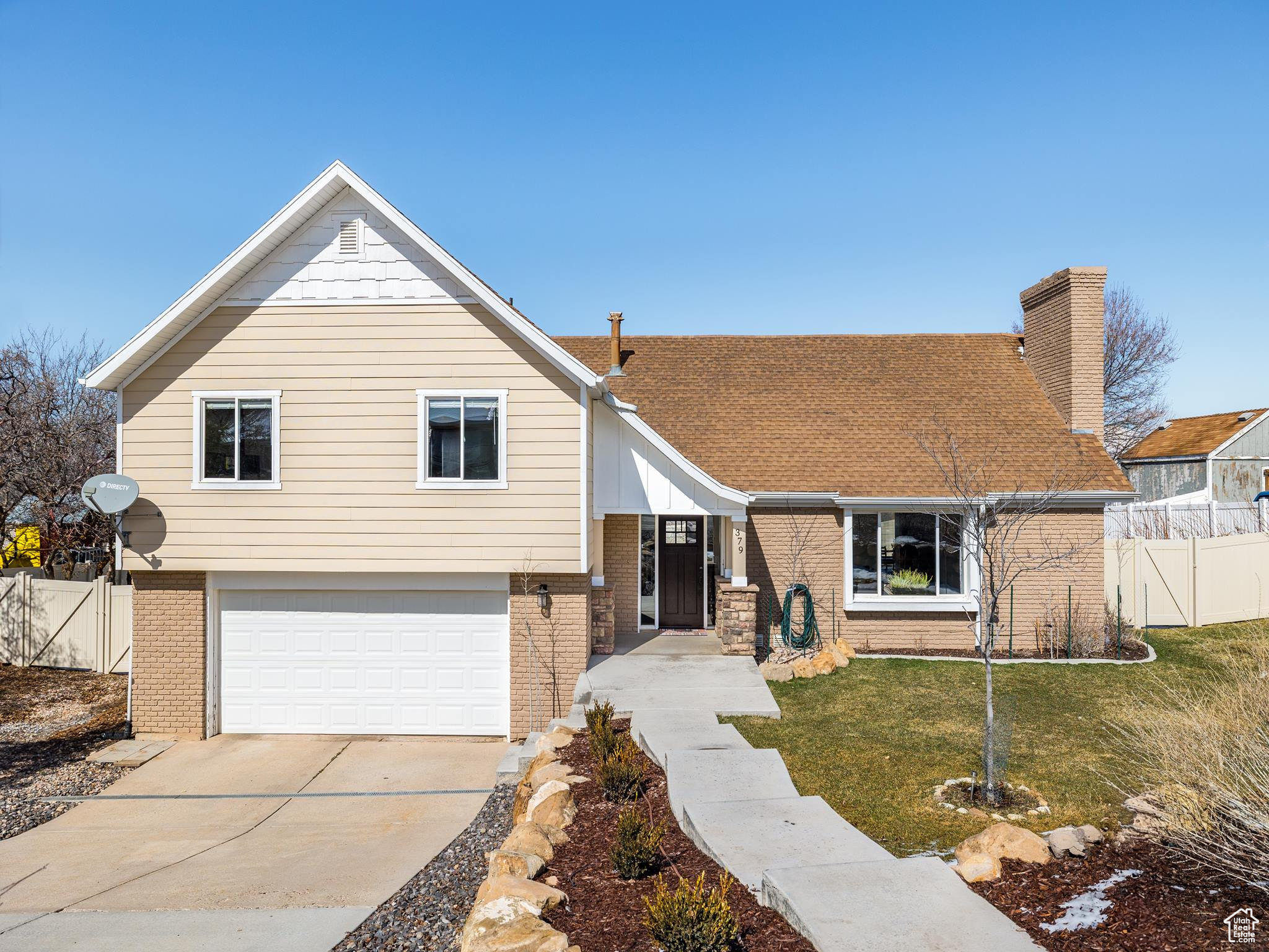 379 E SALEM HILLS DR