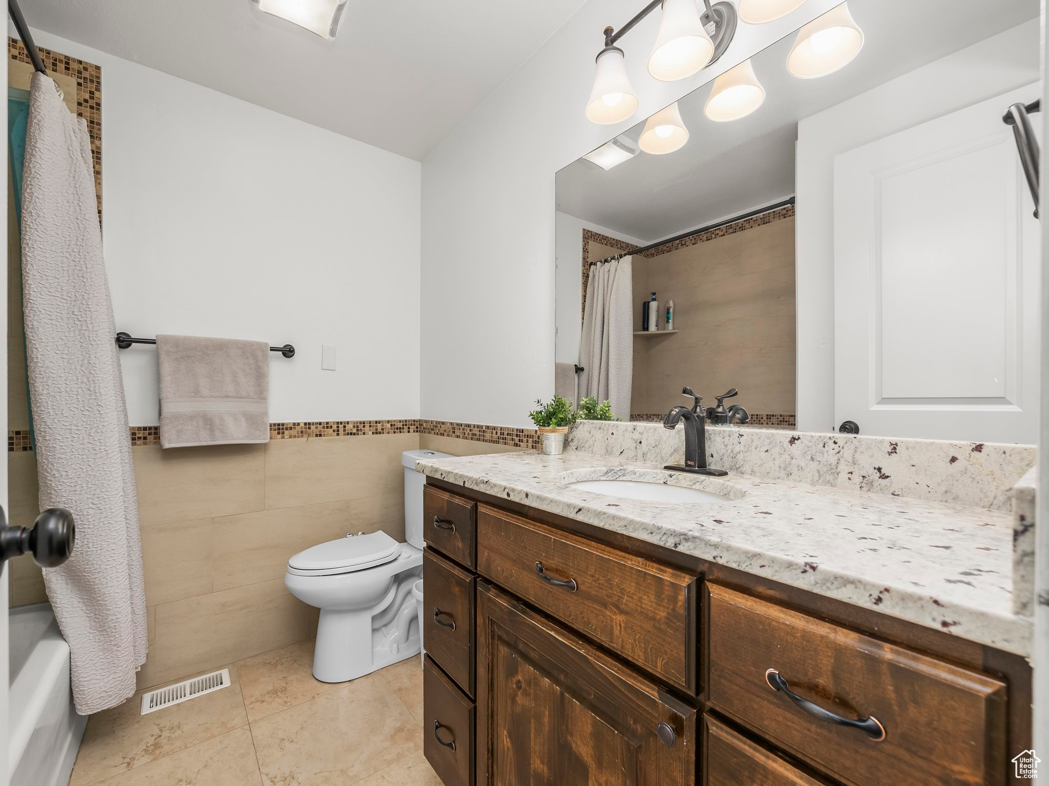 379 E SALEM HILLS DR
