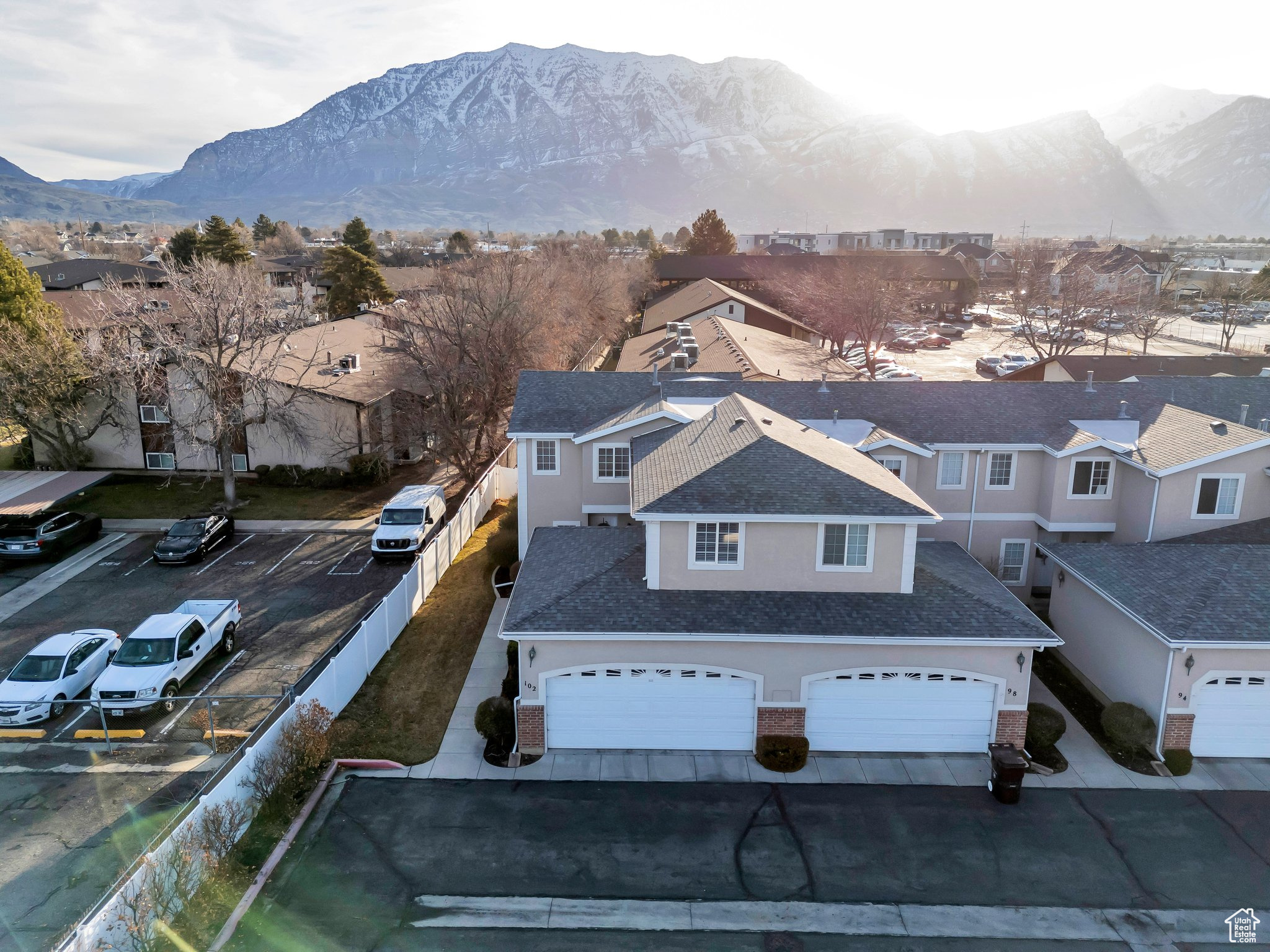102 N 340 W