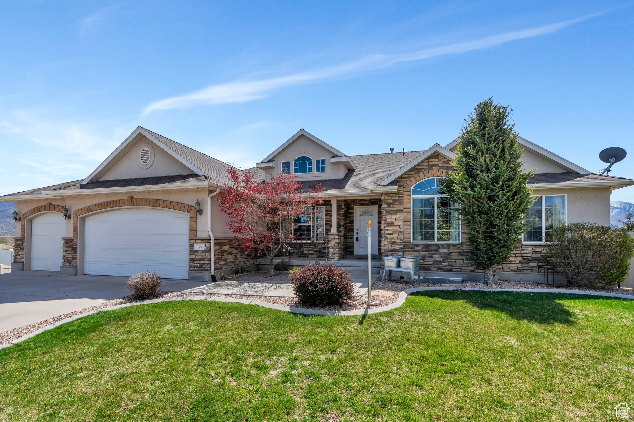 637 LITTLE ROCK DR