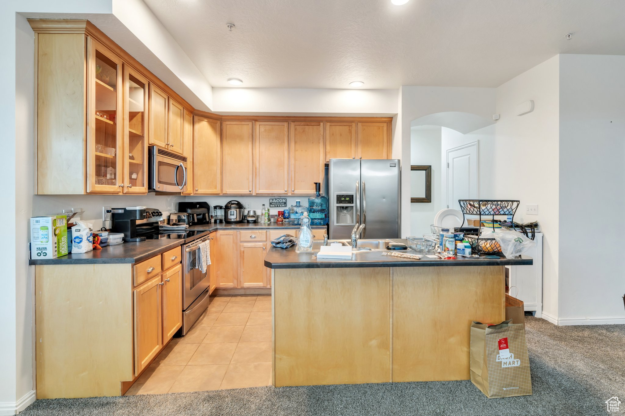 3042 W DESERT LILY DR