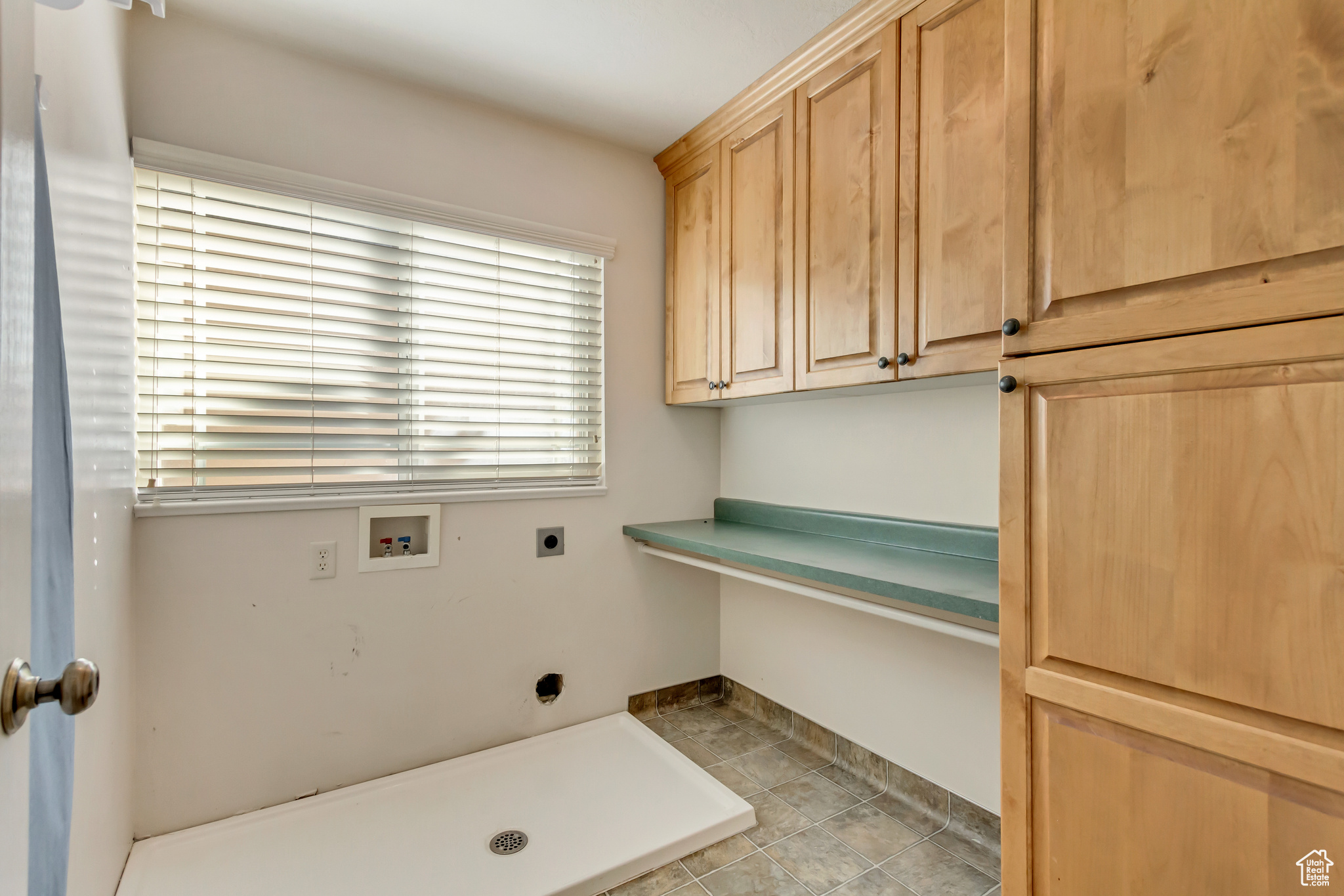 92 W CENTERVILLE COMMONS WAY
