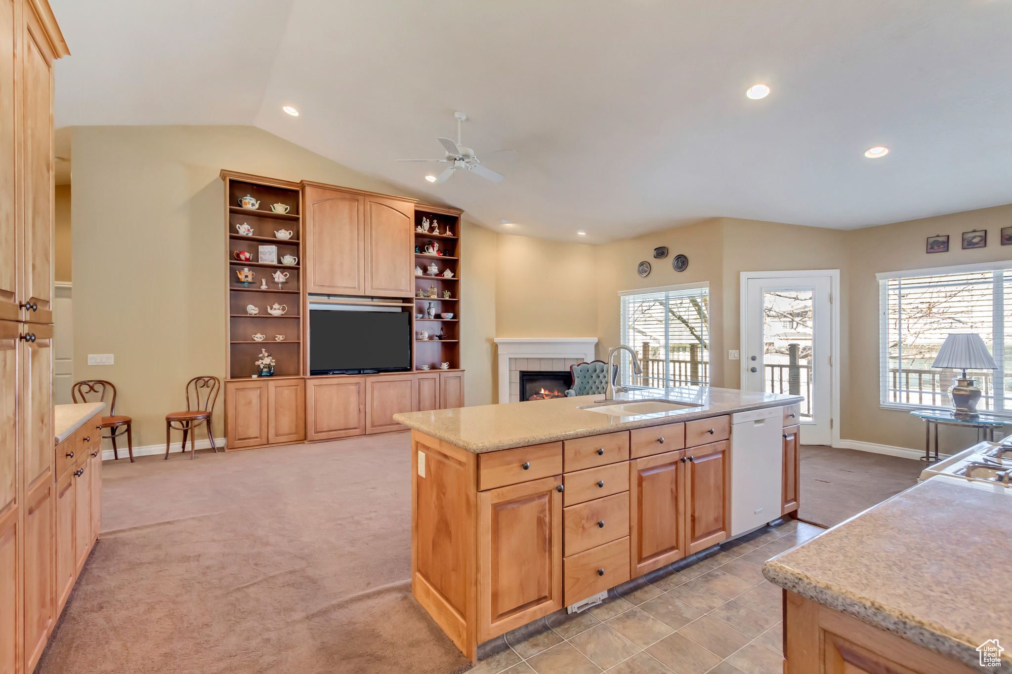 92 W CENTERVILLE COMMONS WAY