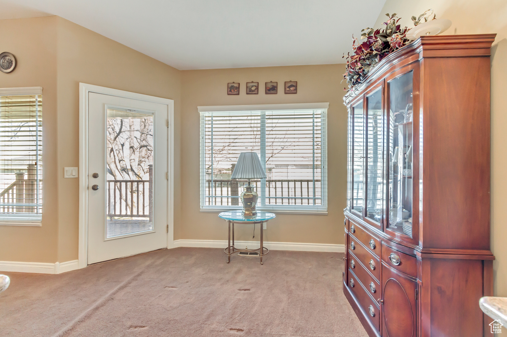 92 W CENTERVILLE COMMONS WAY