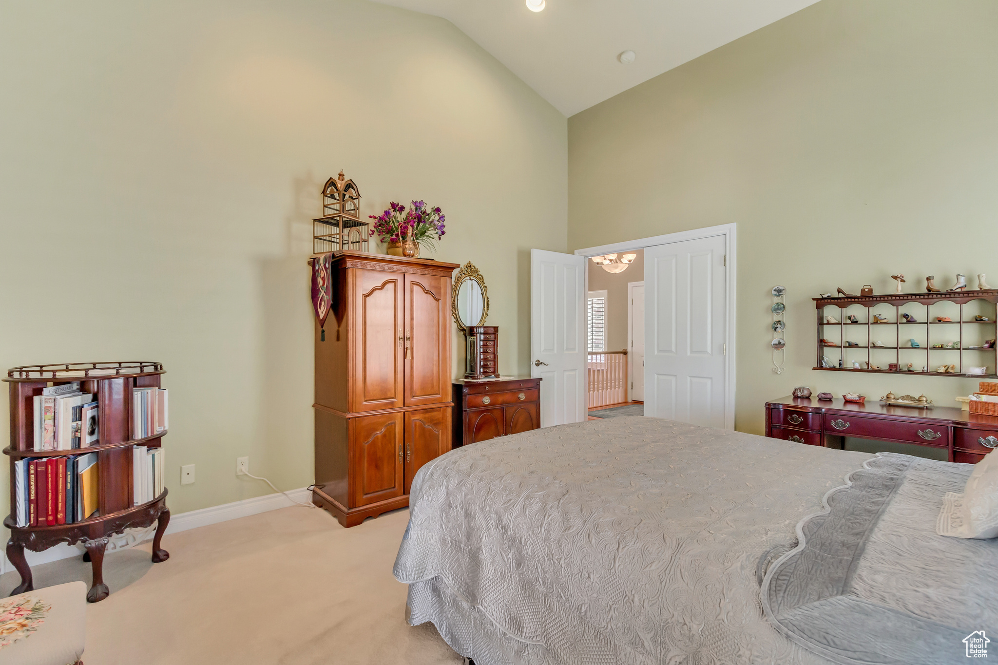 92 W CENTERVILLE COMMONS WAY