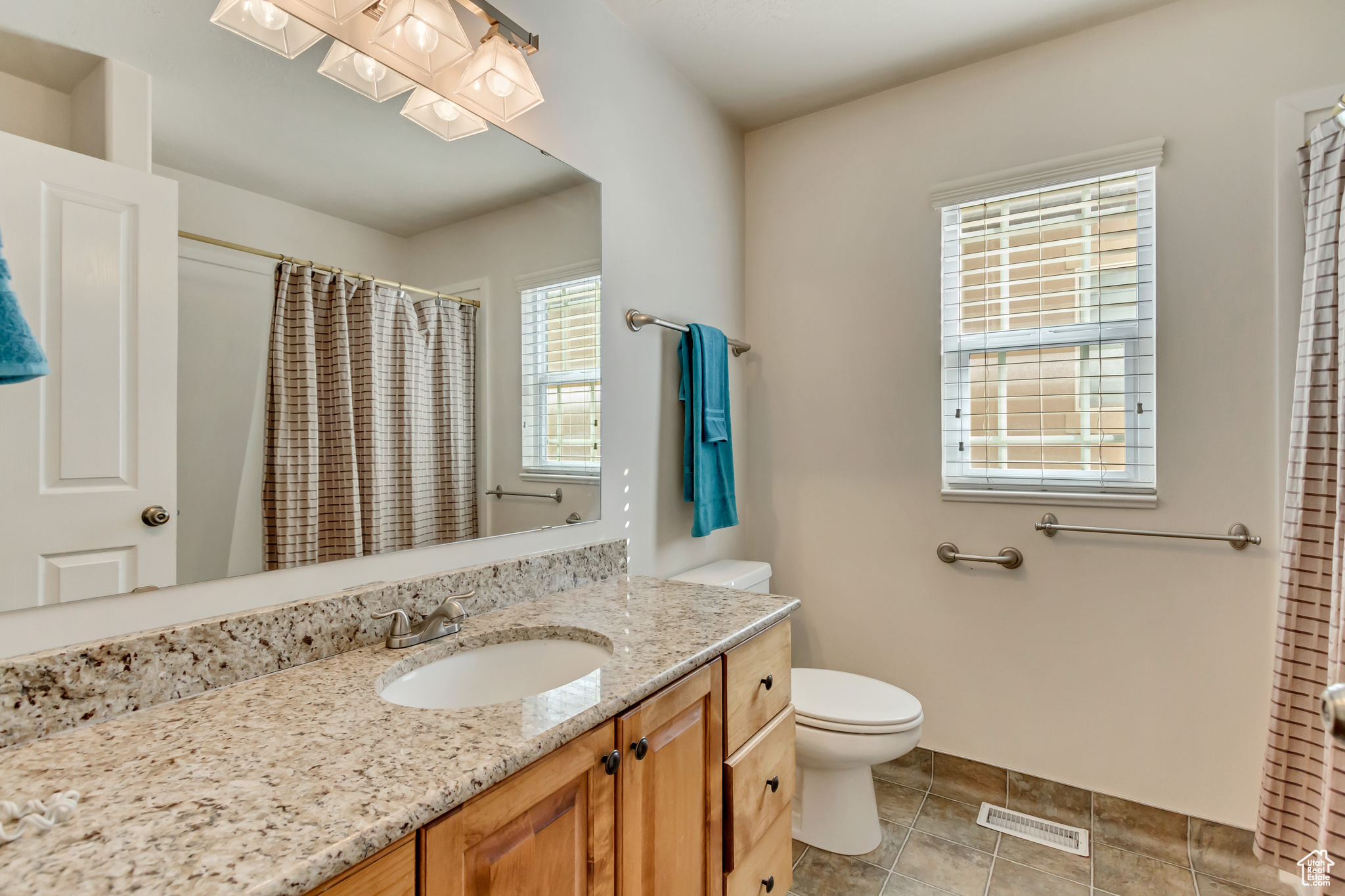 92 W CENTERVILLE COMMONS WAY