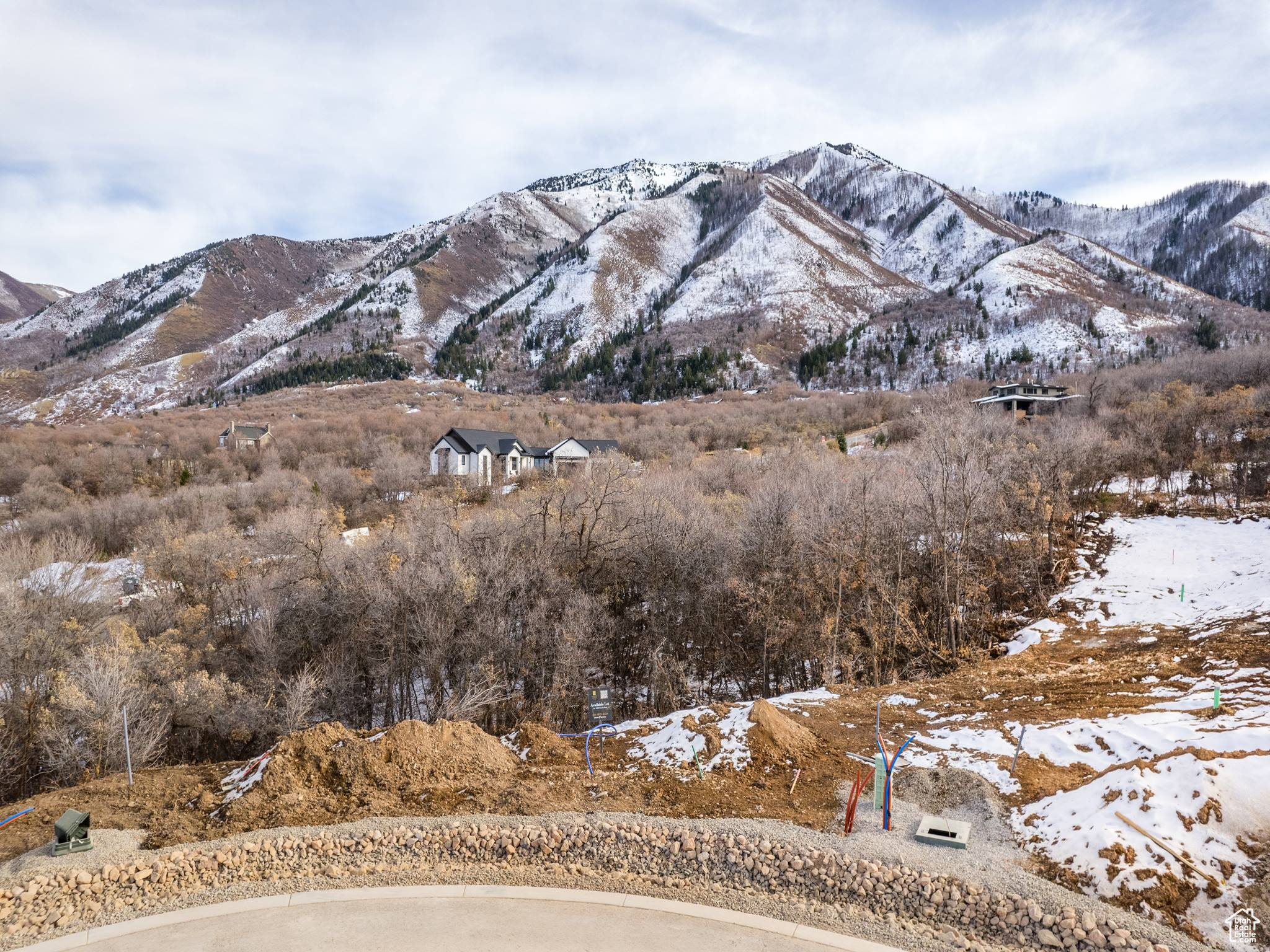 1098 S LOAFER DR Unit: 214