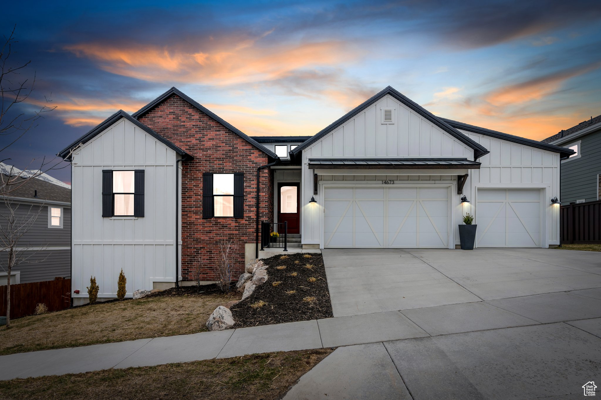 14673 S SILVER BLOSSOM WAY