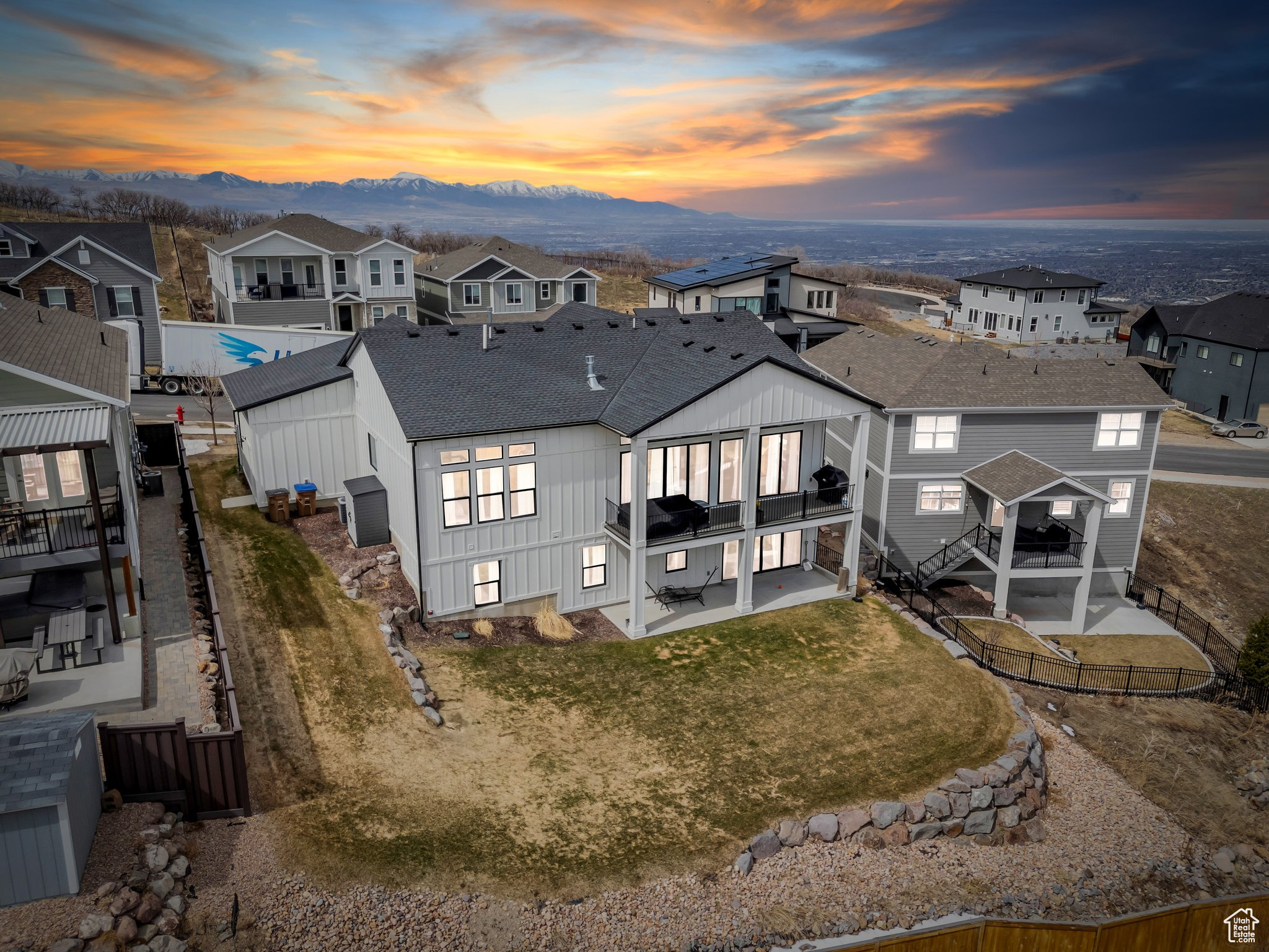 14673 S SILVER BLOSSOM WAY