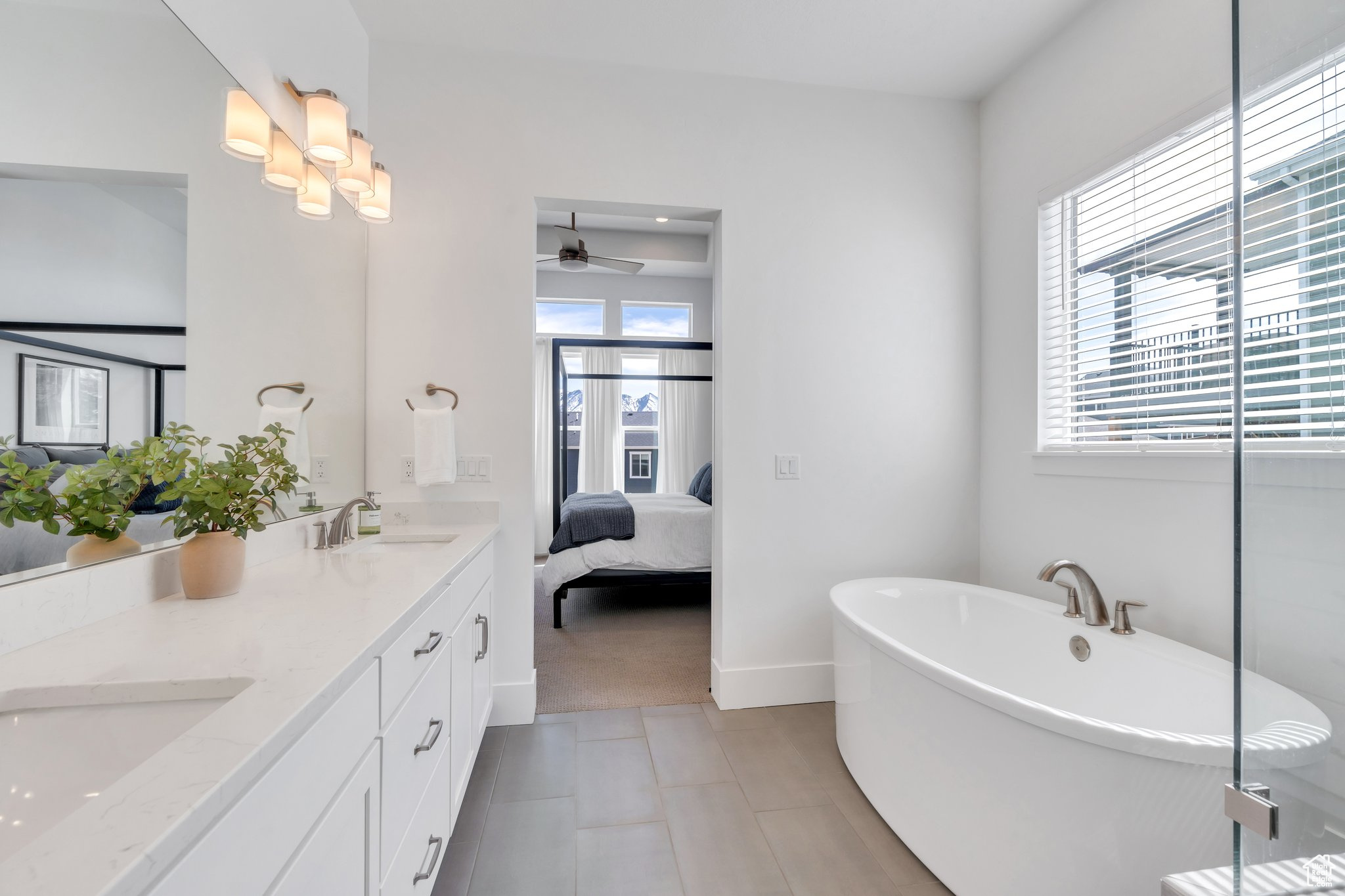 14673 S SILVER BLOSSOM WAY