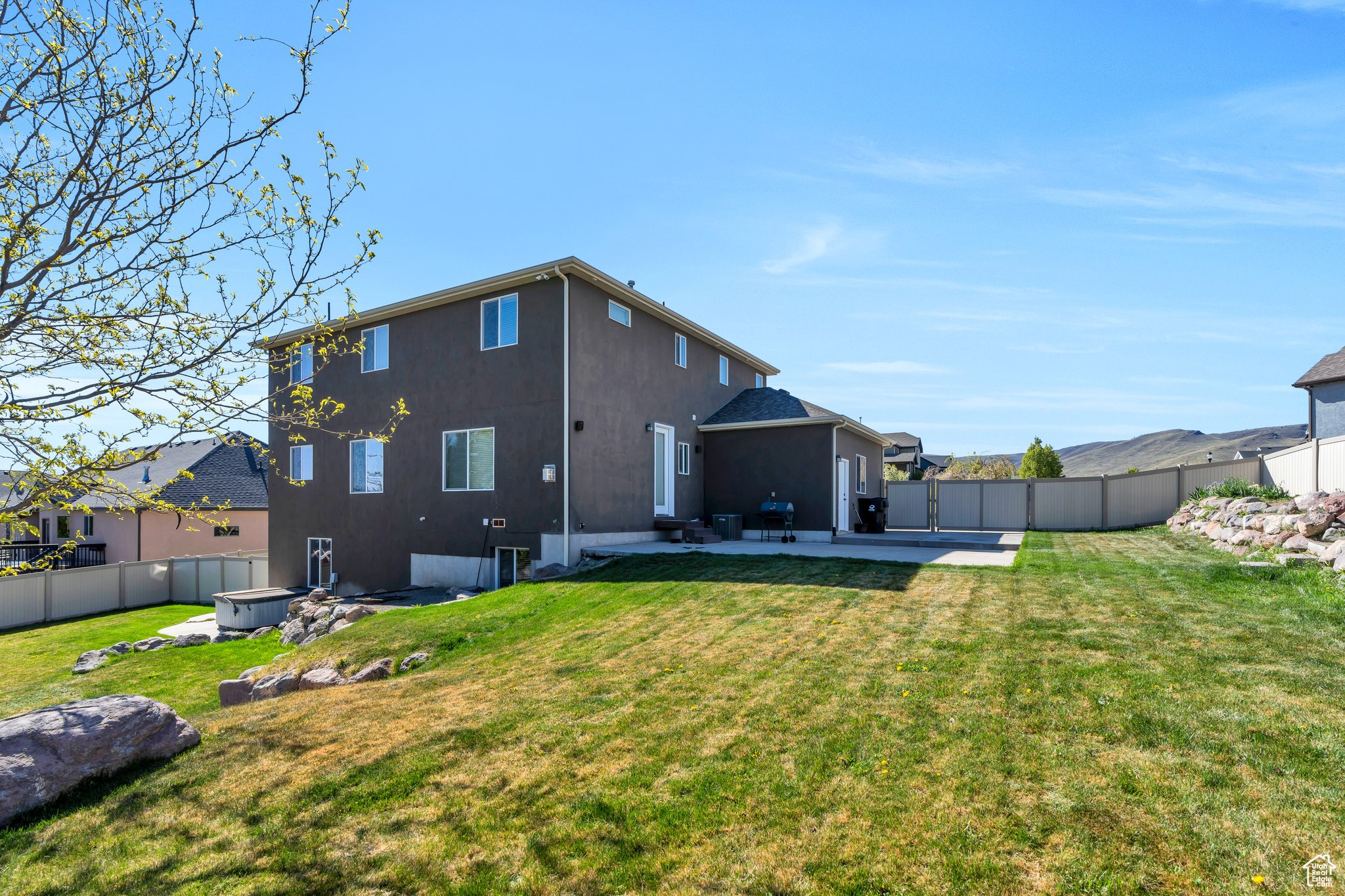 6978 W IVIE FARMS DR