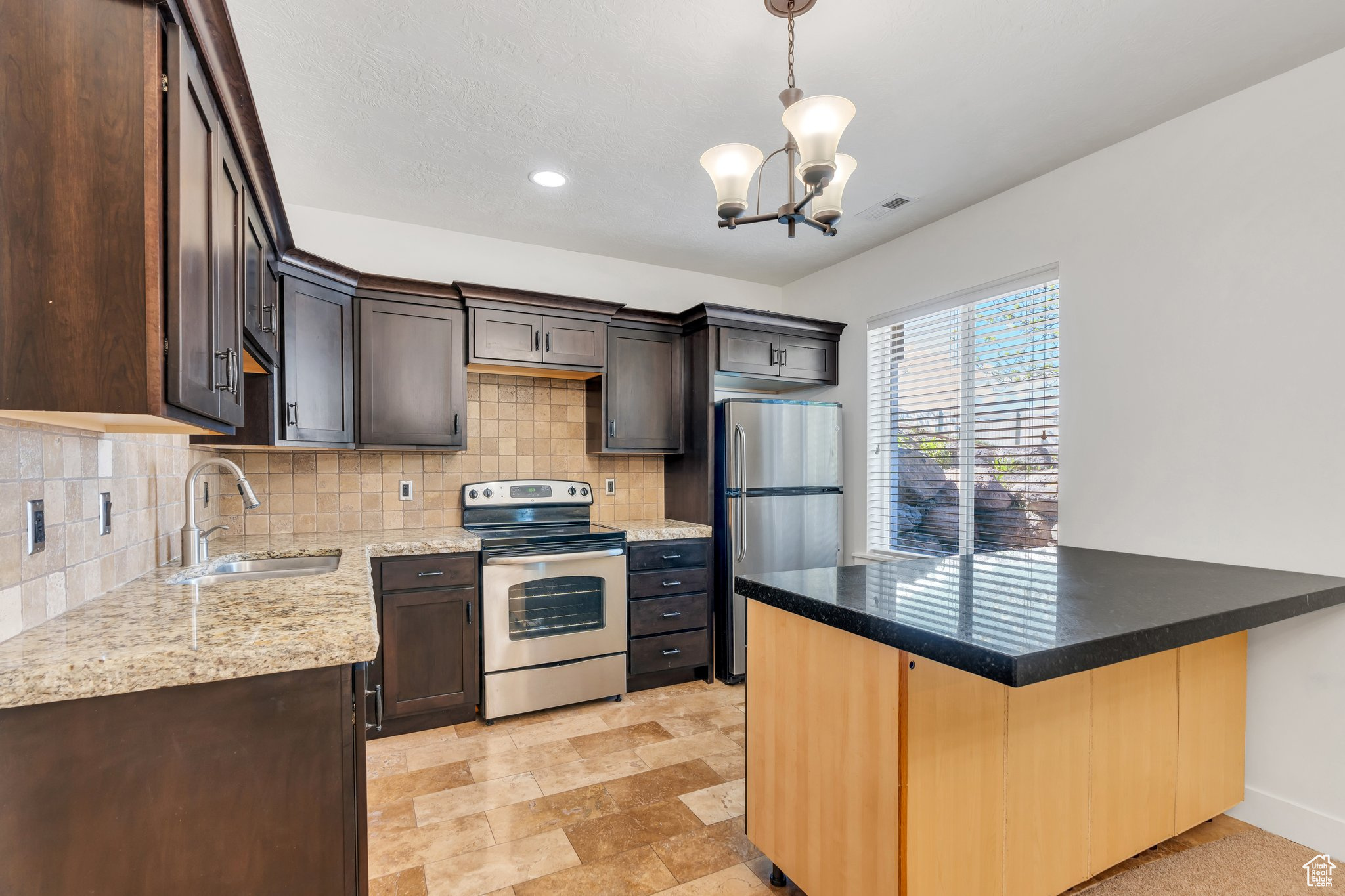6978 W IVIE FARMS DR