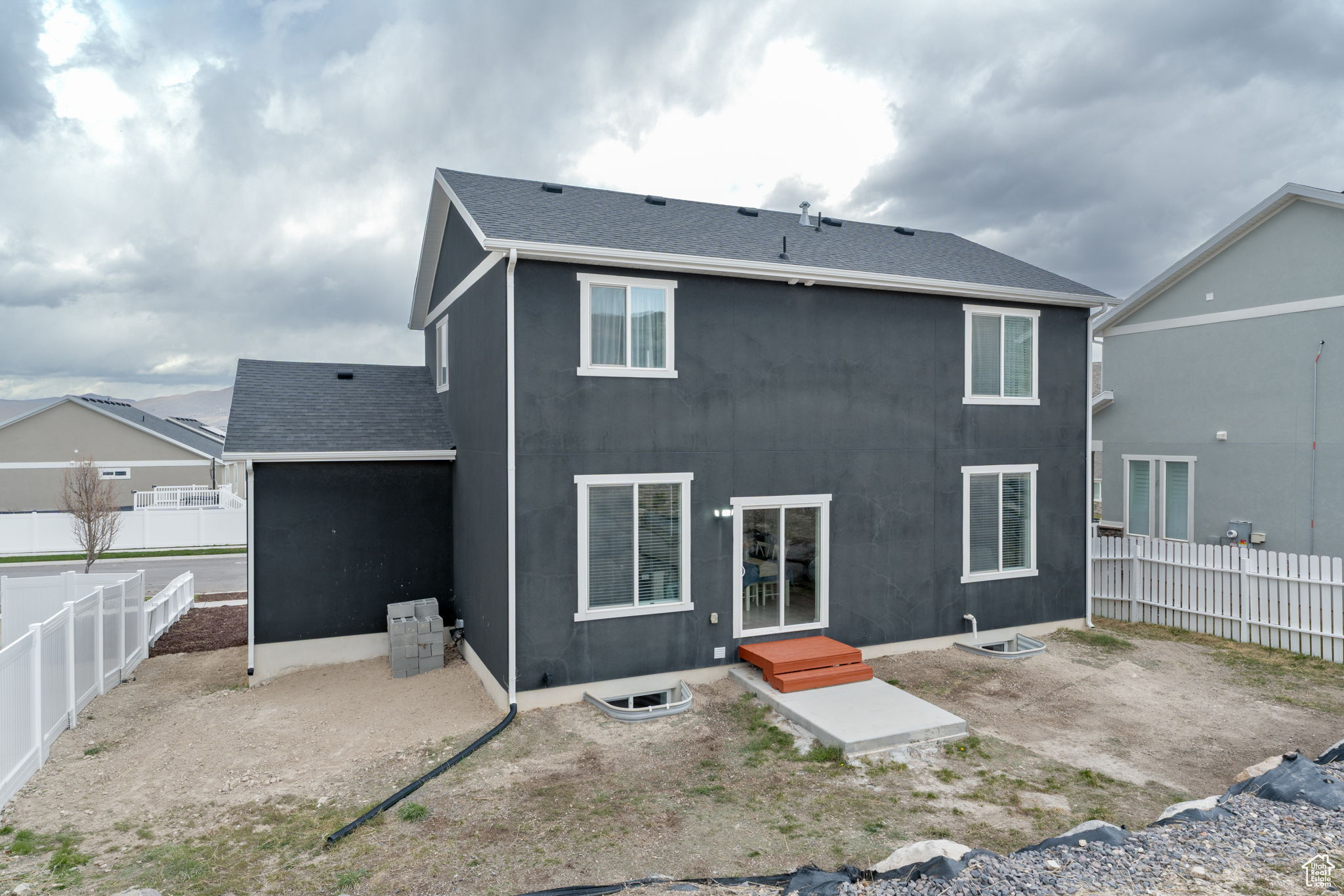 1860 E RIVA RIDGE RD