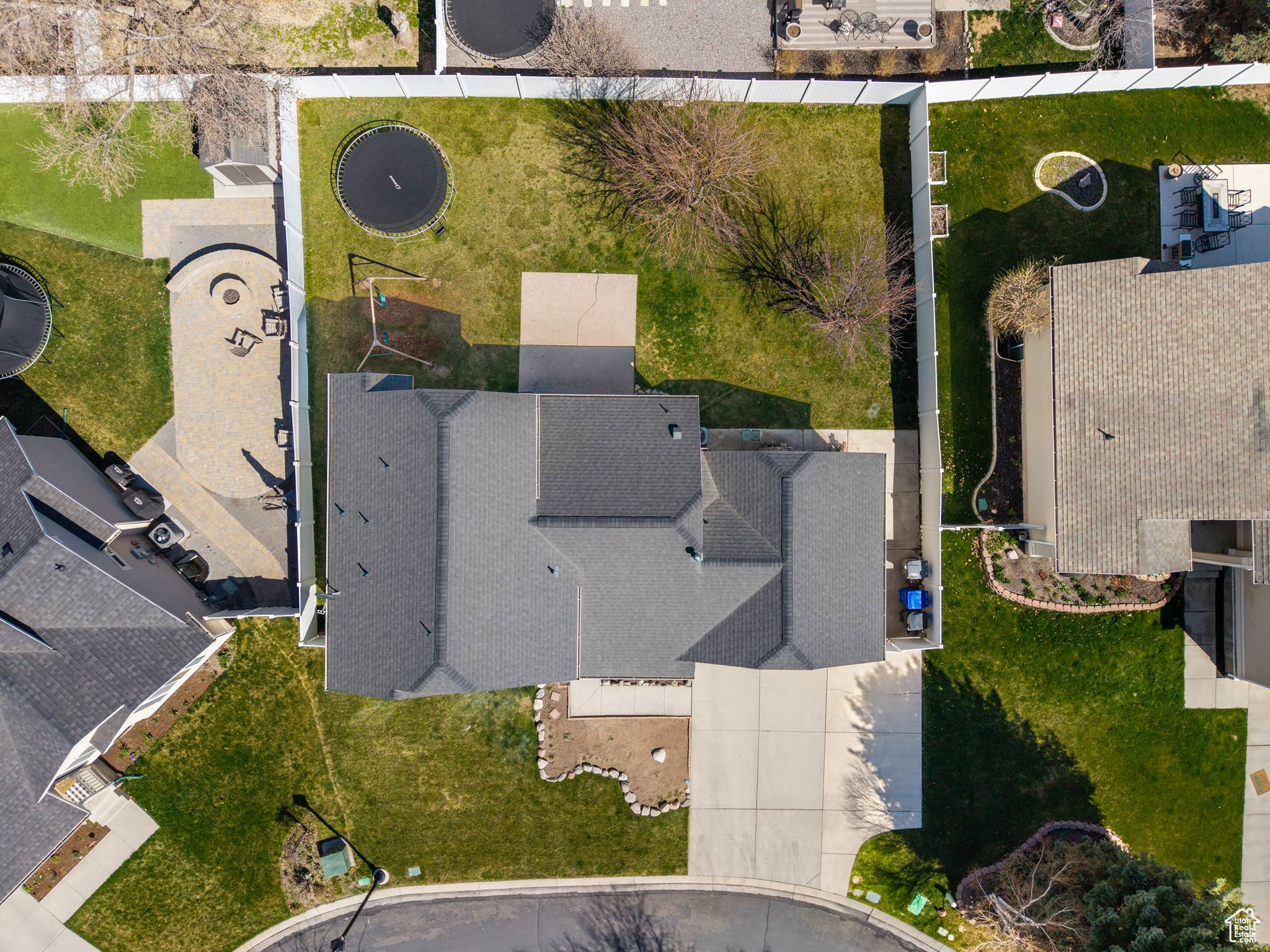 32 E REDWING CT