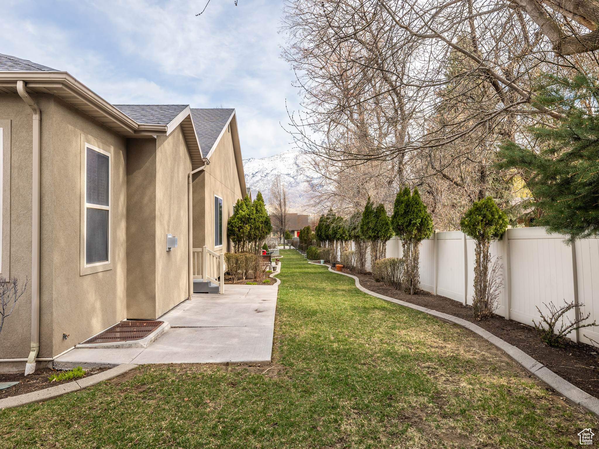 115 E PARADISE COVE LANE LN #19