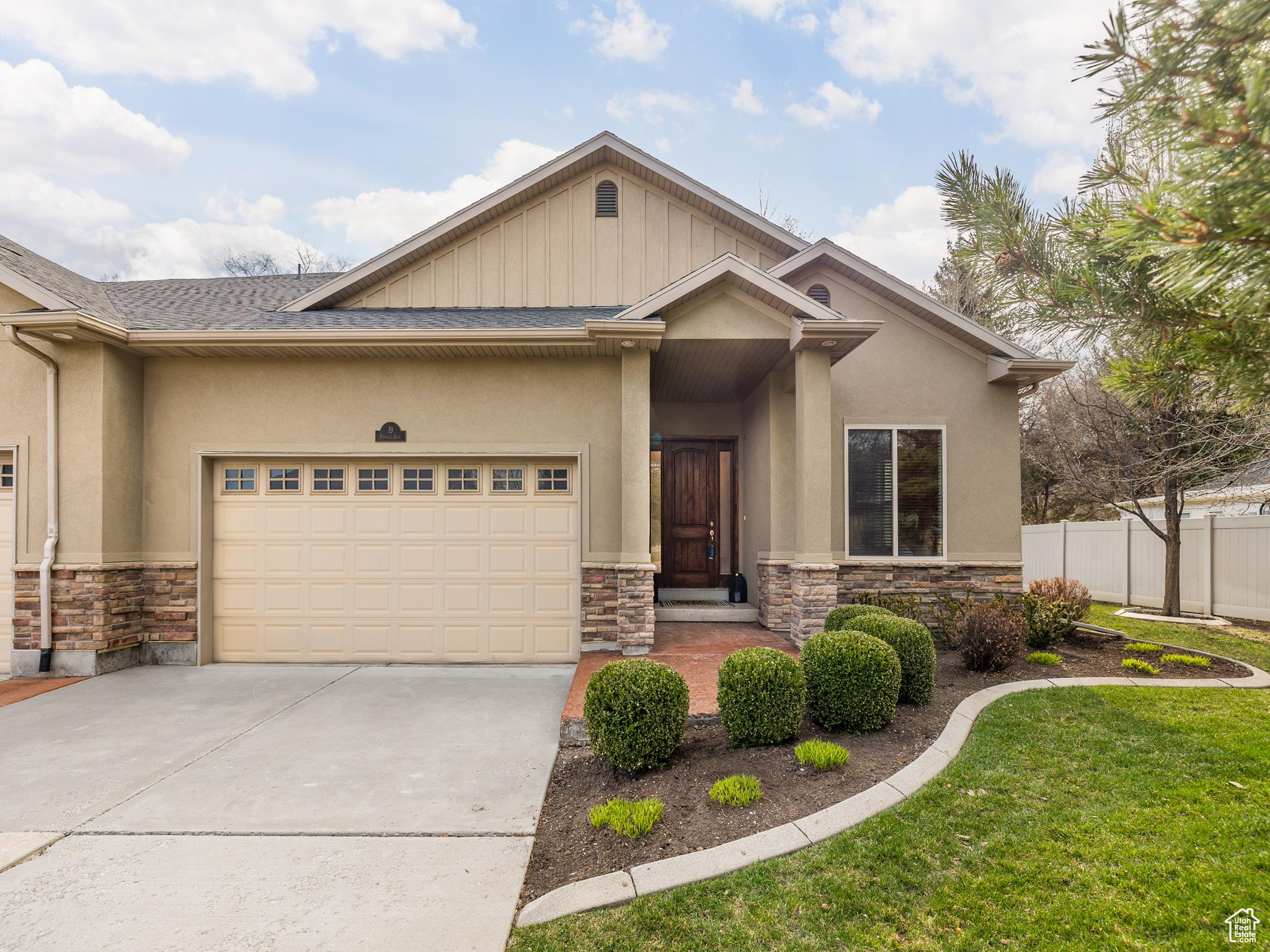 115 E PARADISE COVE LANE LN #19