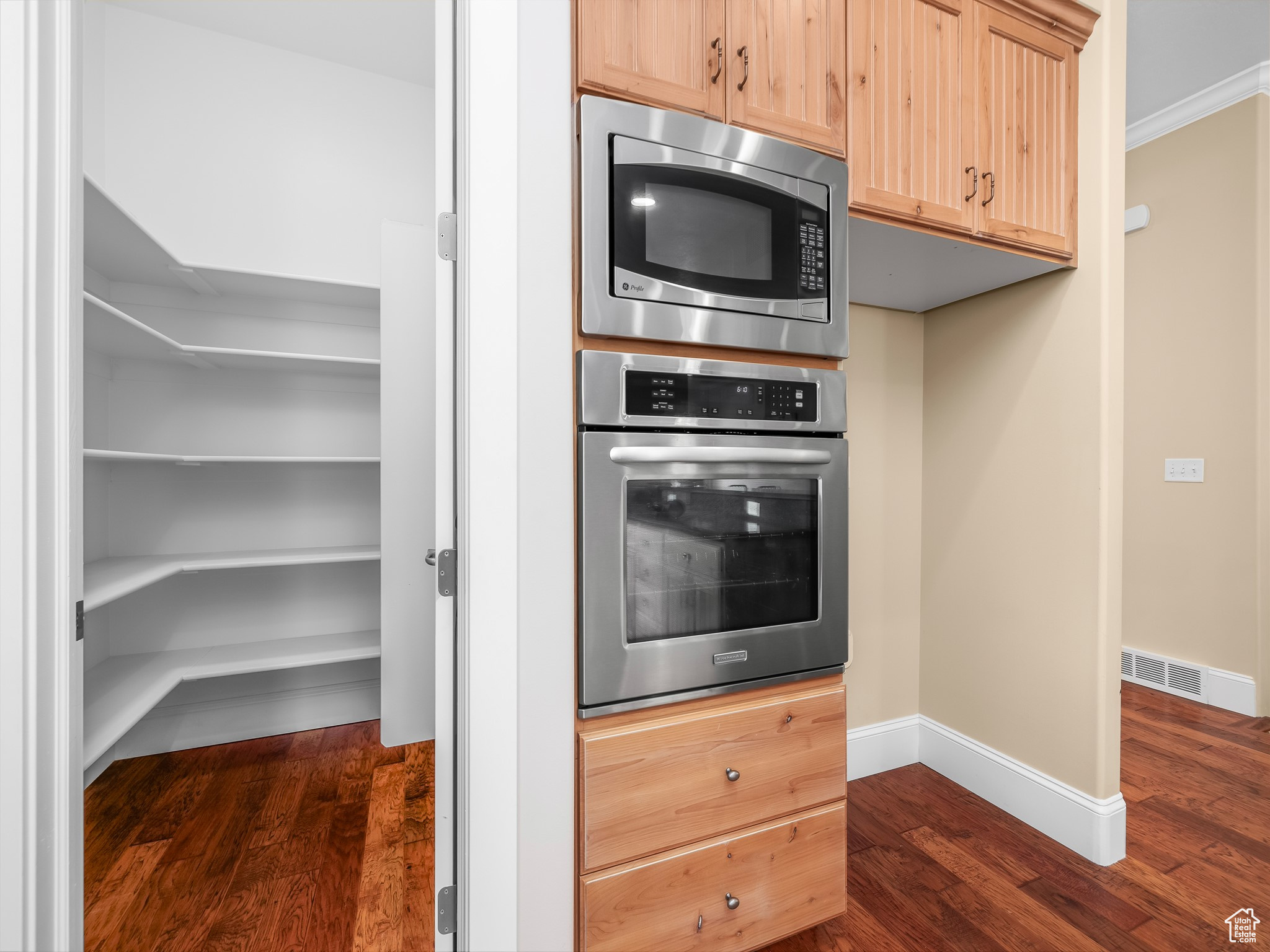 115 E PARADISE COVE LANE LN #19