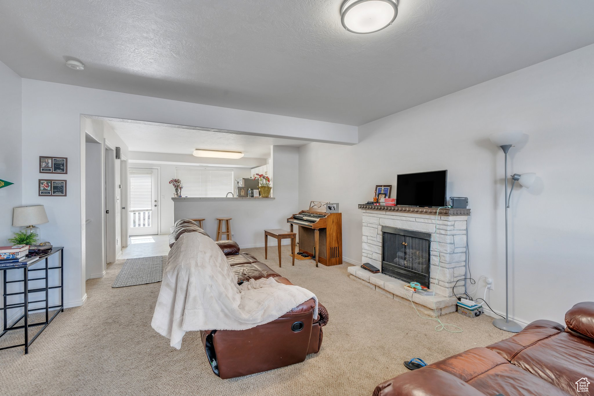 806 E 1740 S