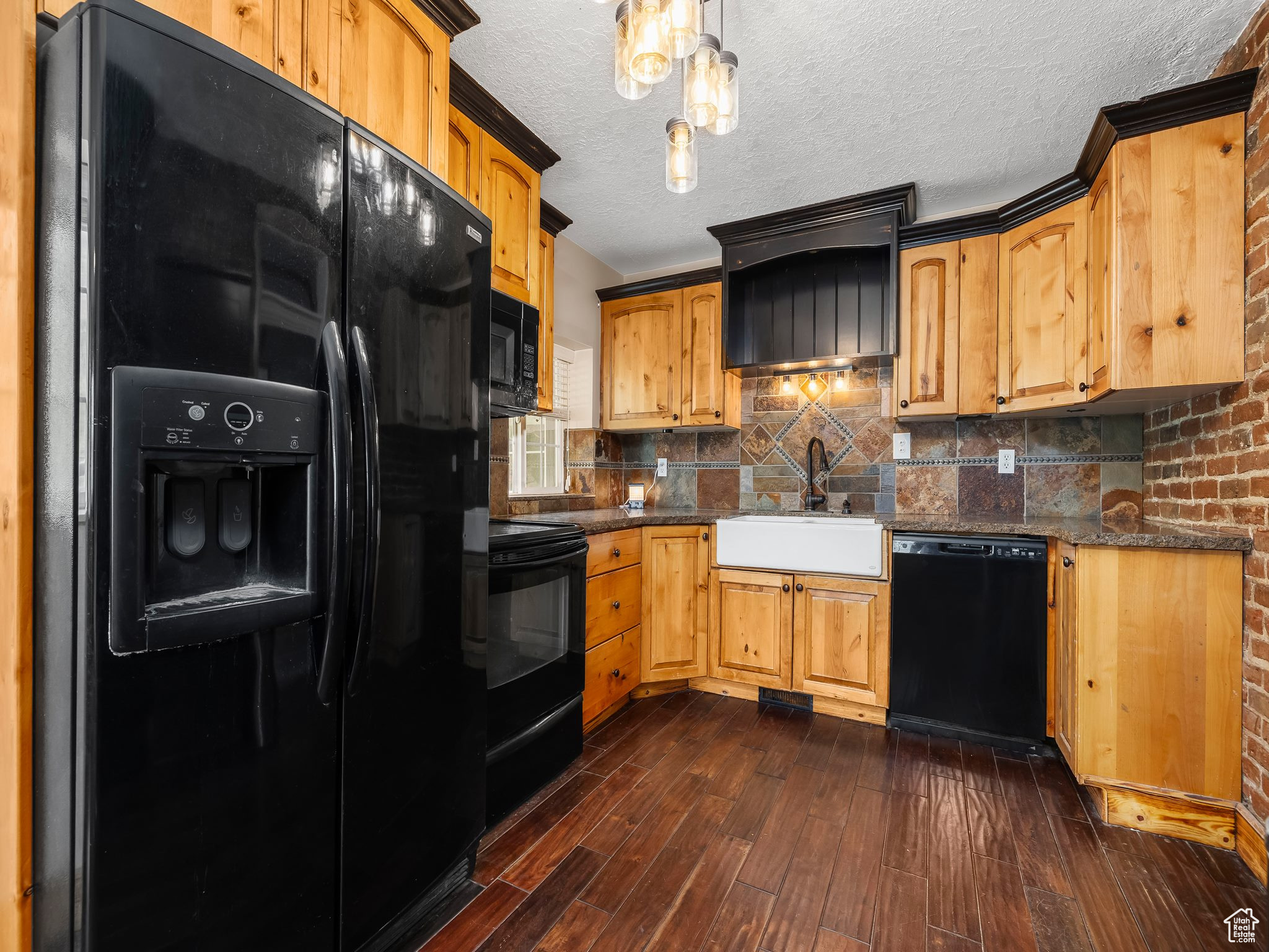 4740 N HIGHWAY 38