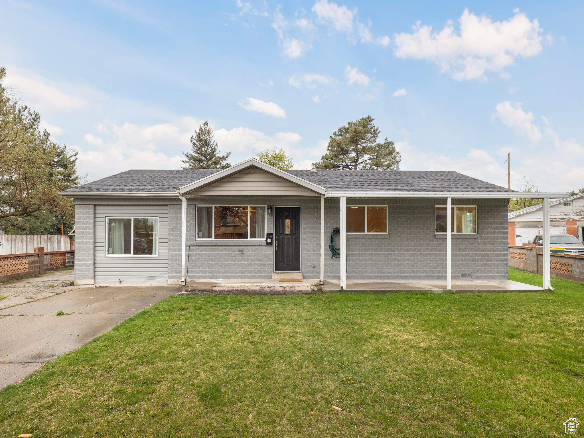 311 E 1830 S