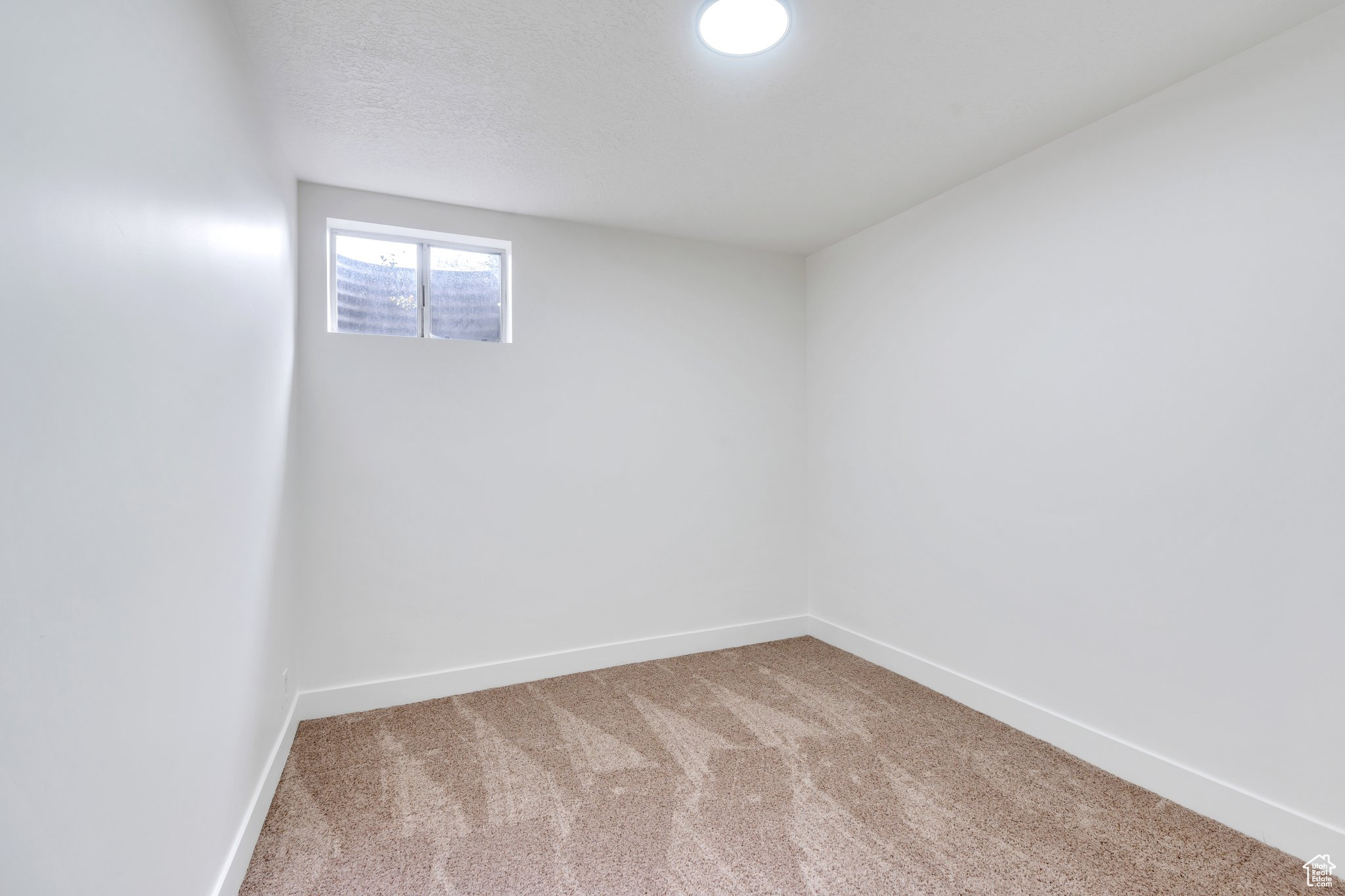 1648 W 1320 N