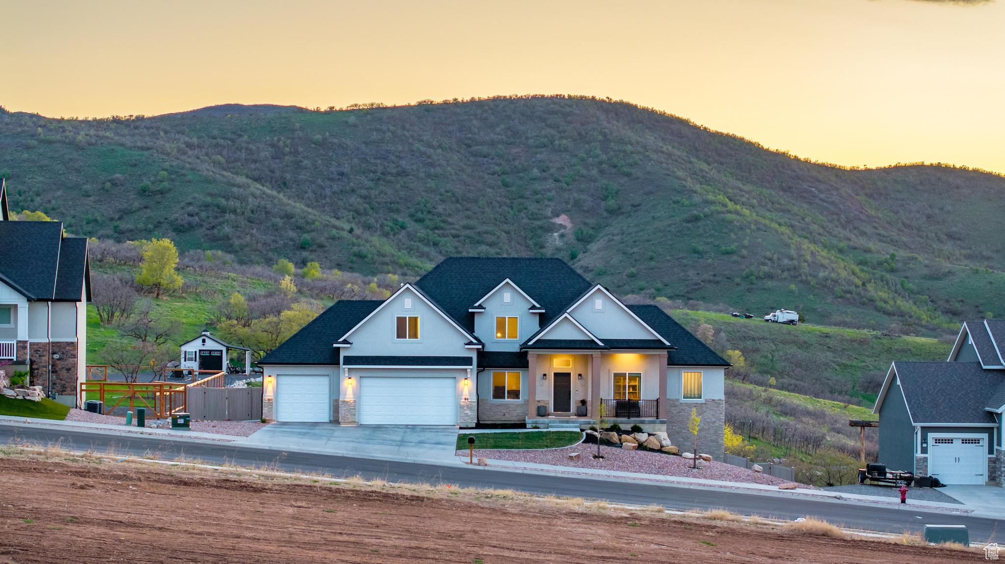 86 ELK RIDGE DR