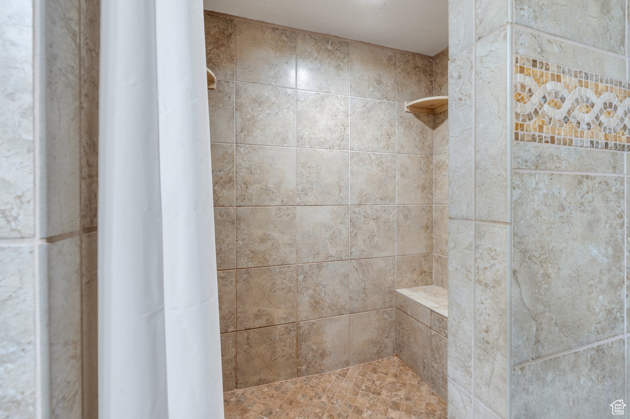 1109 N JACK RABBIT RUN