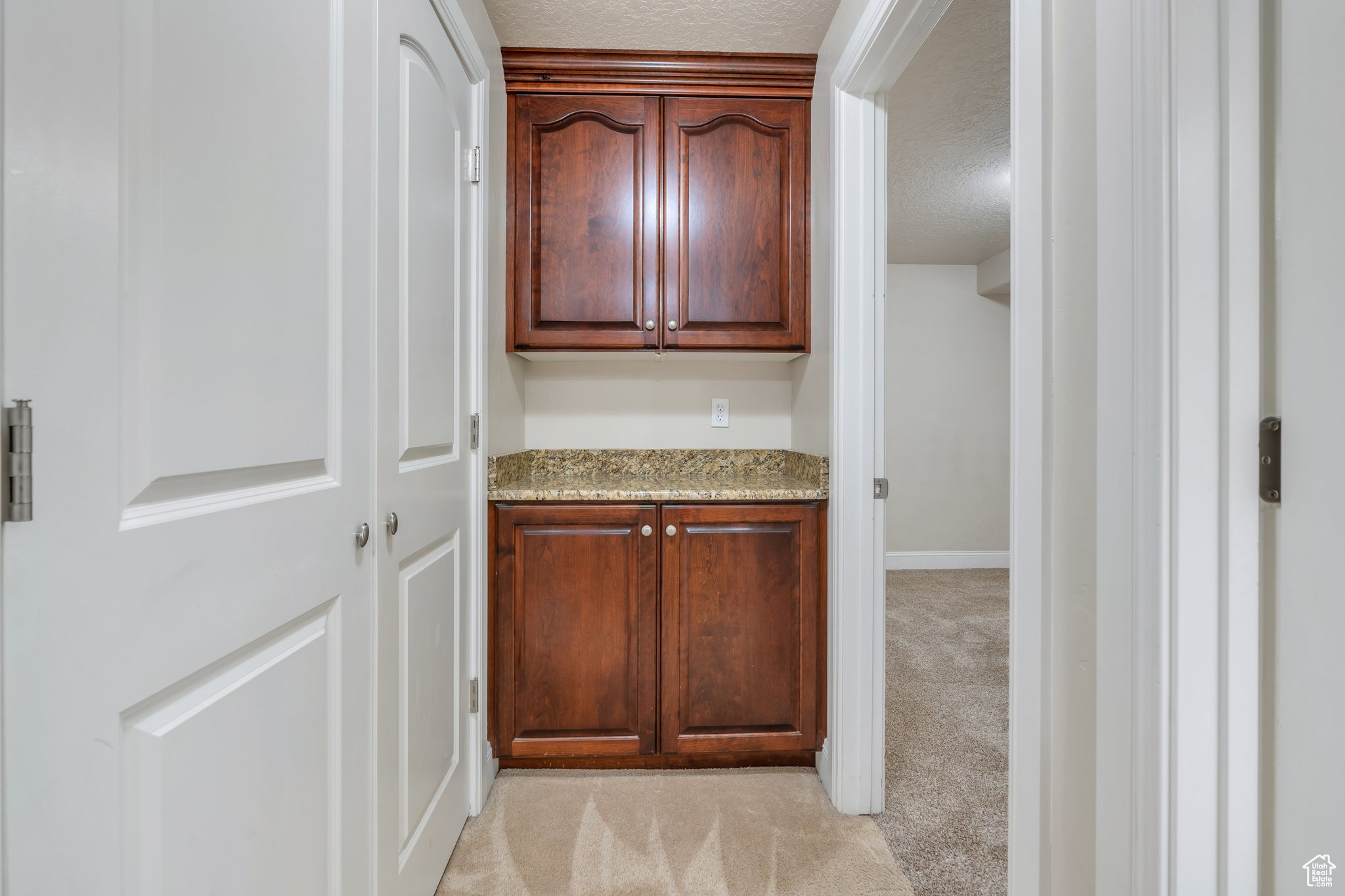 1109 N JACK RABBIT RUN