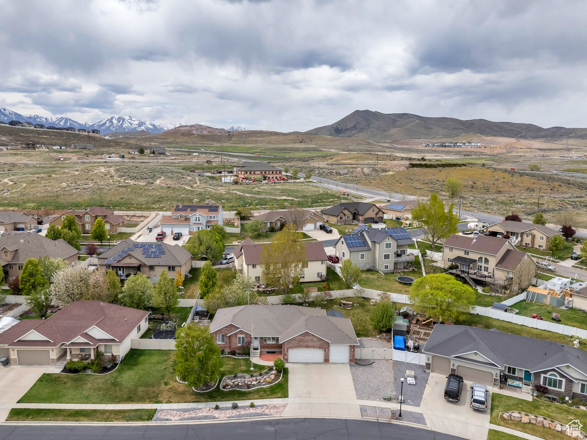 1109 N JACK RABBIT RUN