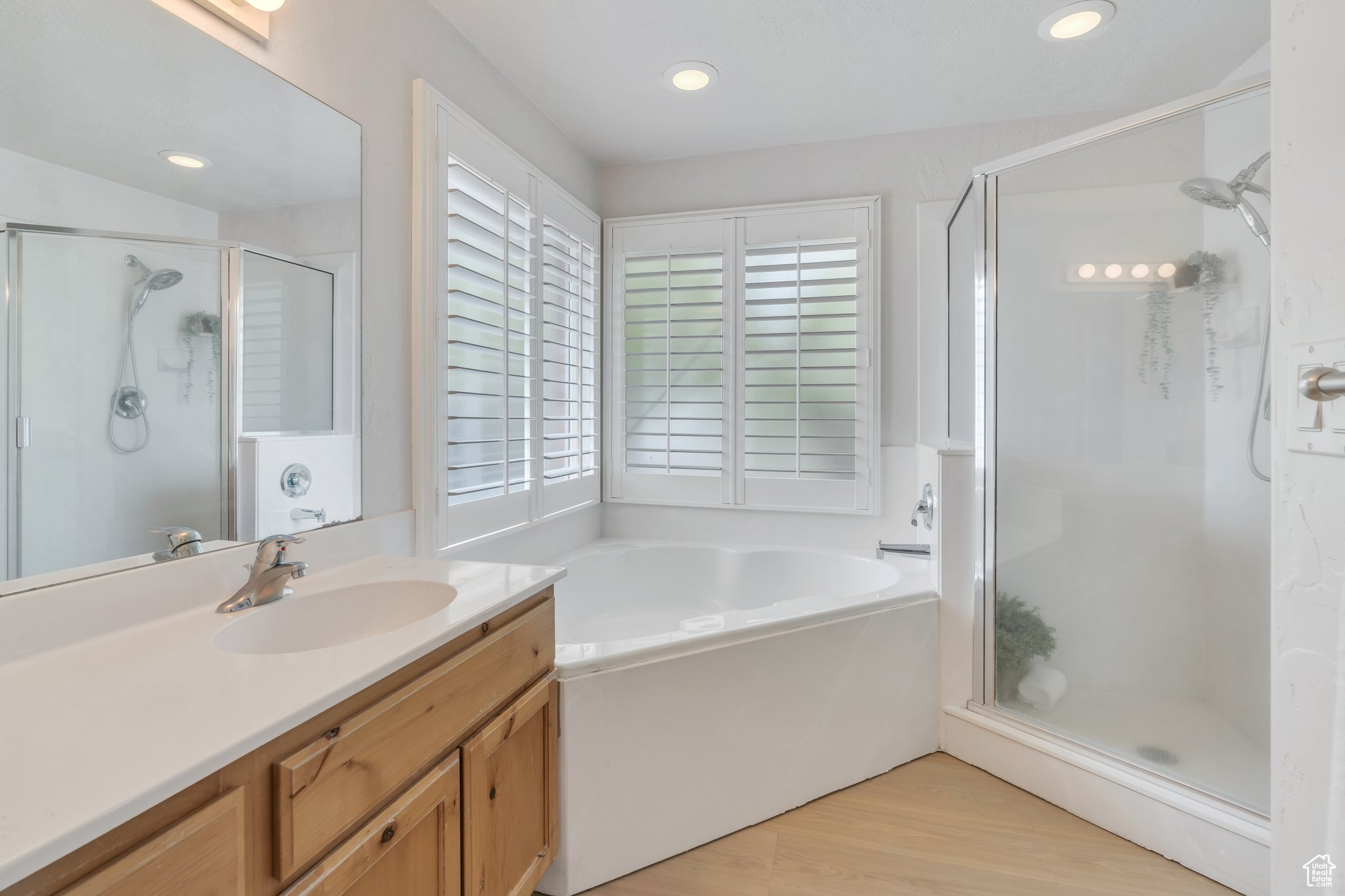1109 N JACK RABBIT RUN