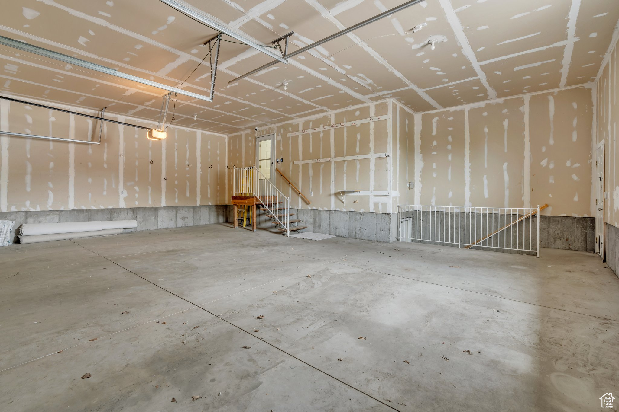 1109 N JACK RABBIT RUN