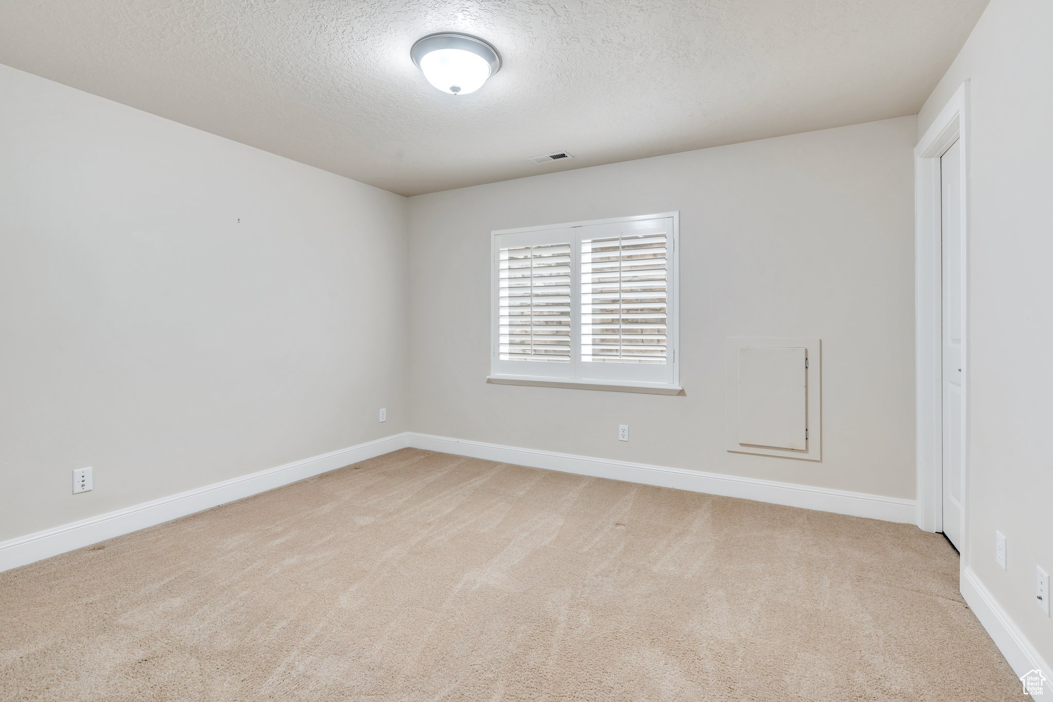 1109 N JACK RABBIT RUN