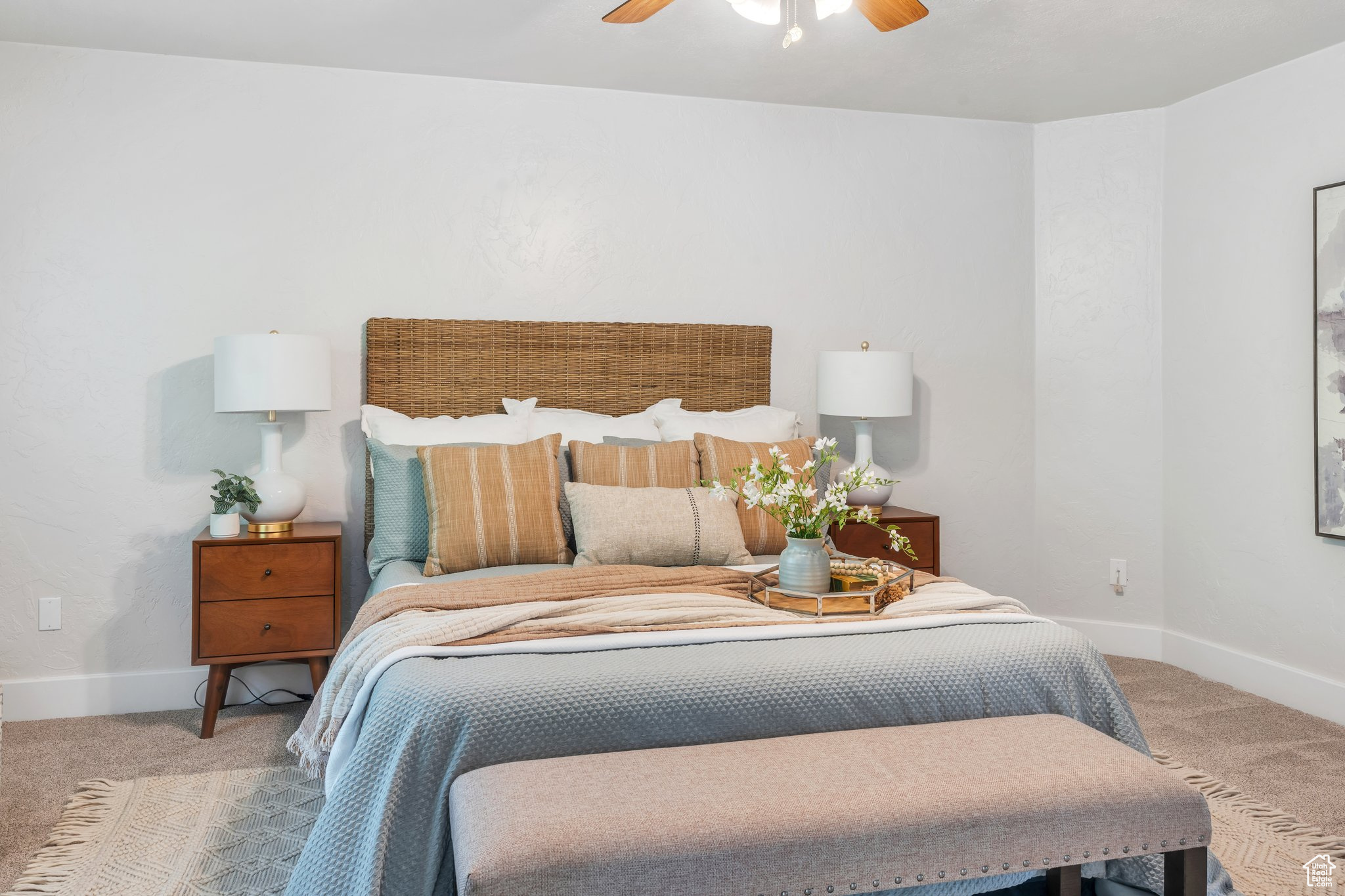 1109 N JACK RABBIT RUN