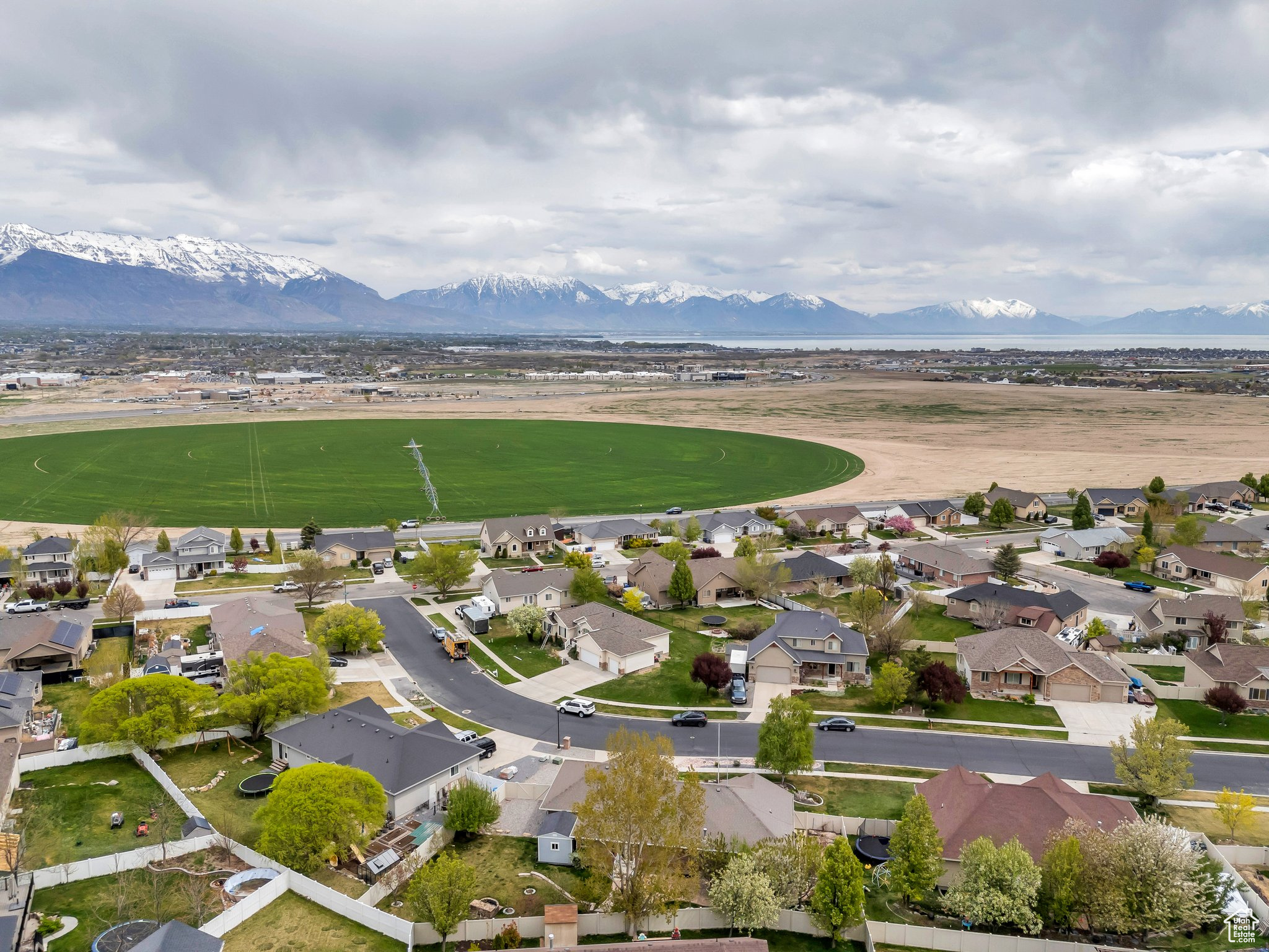 1109 N JACK RABBIT RUN