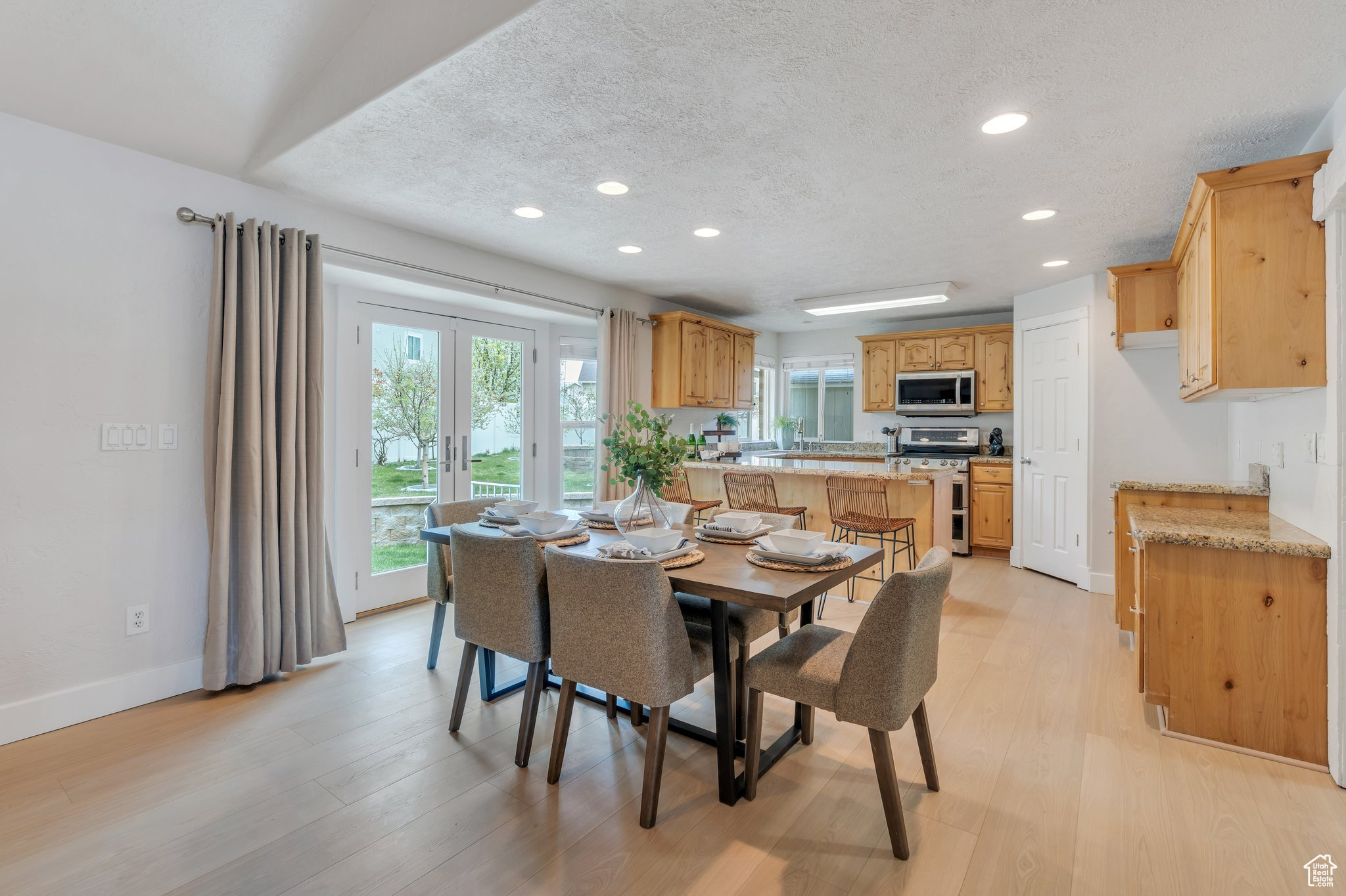 1109 N JACK RABBIT RUN