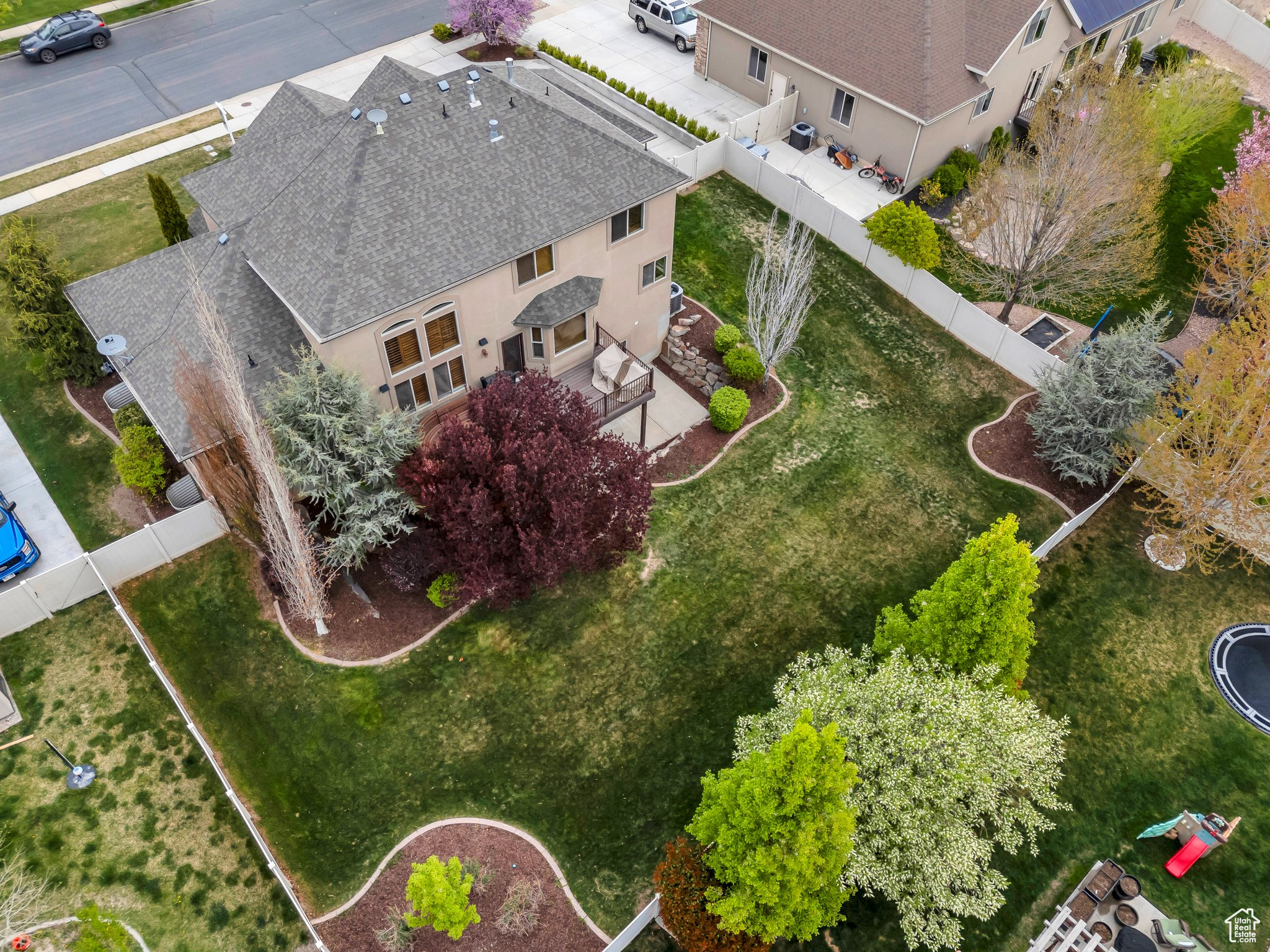 985 W SUNRISE LN