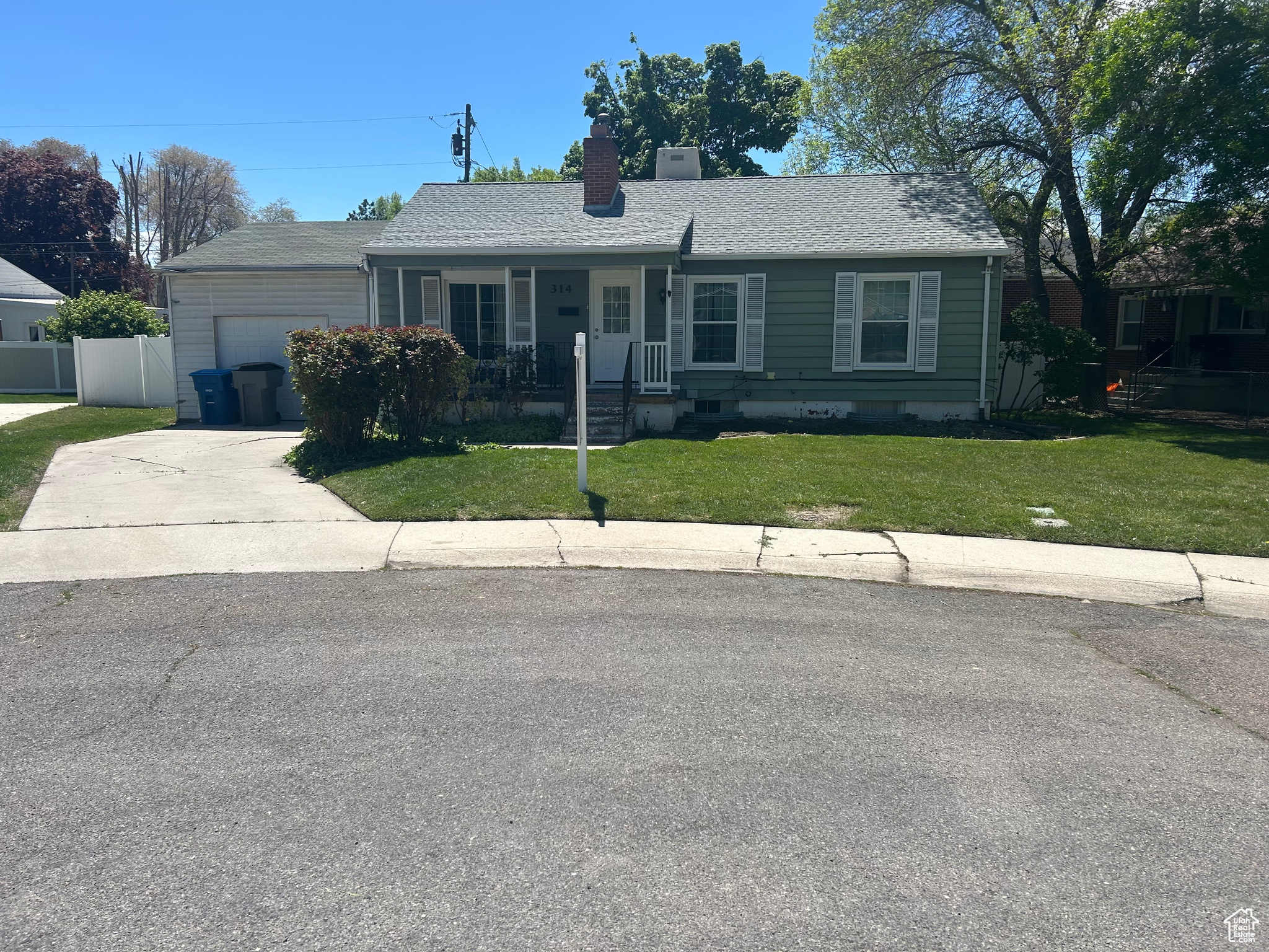 314 HARVARD CIR